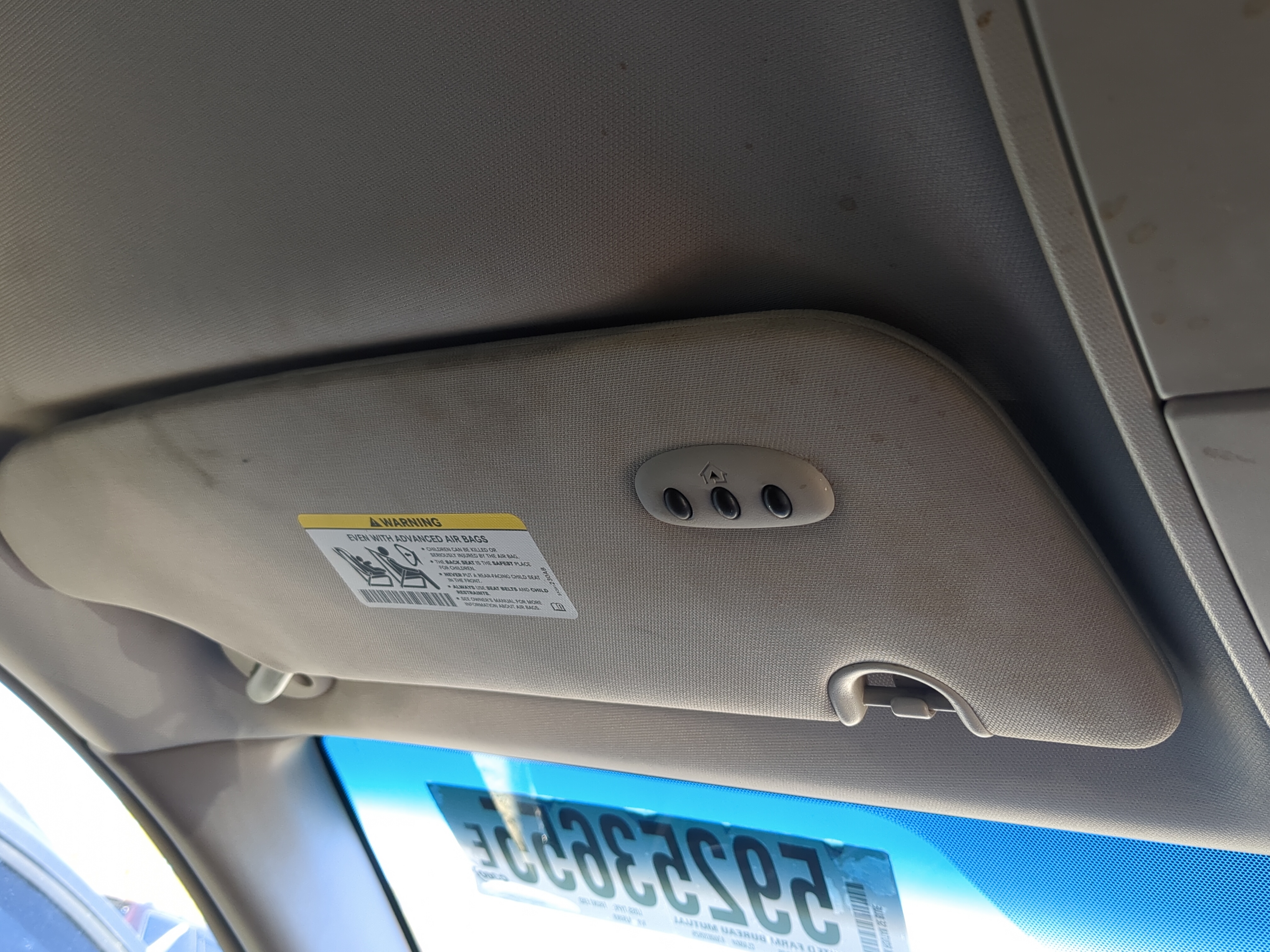 2009-2014 Volkswagen Routan Driver Sun Visor Mirror Left Sunvisor 1158741 - Oemusedautoparts1.com