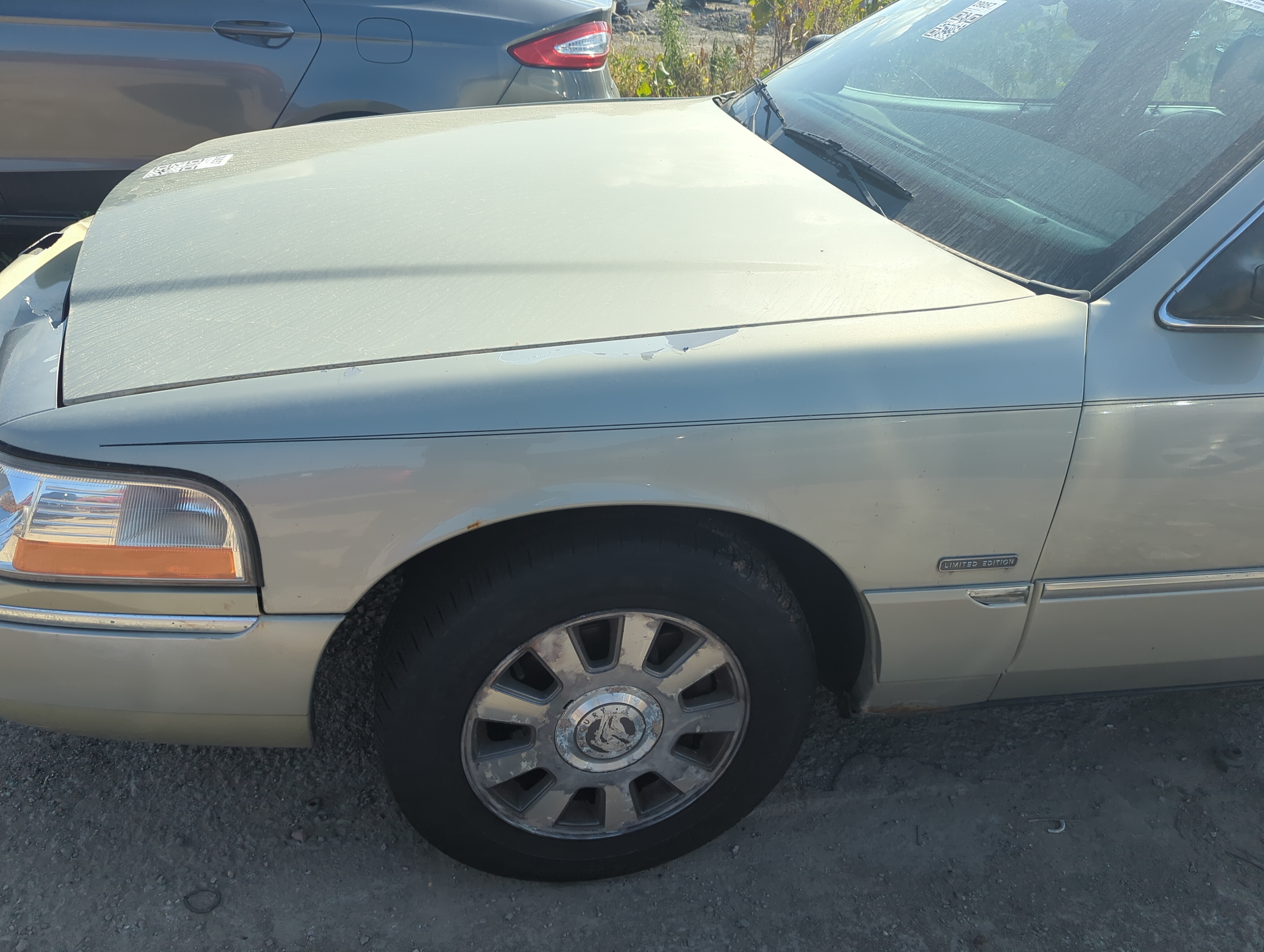 2003-2011 Mercury Grand Marquis Driver Fender 1158854 - Oemusedautoparts1.com