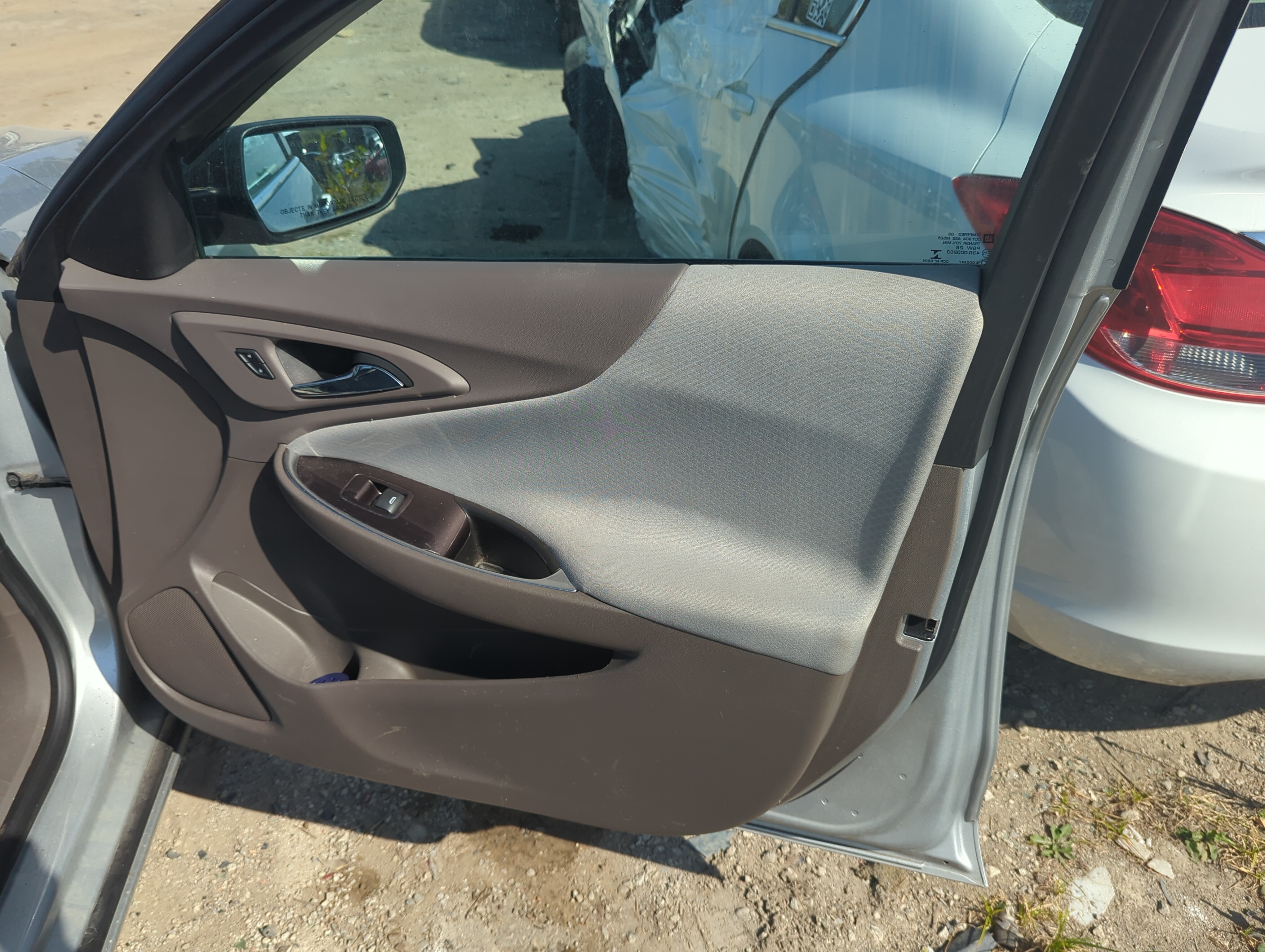 Picture of 2017 Chevrolet Malibu Front Right Passenger Interior Door Panel Trim 1158992