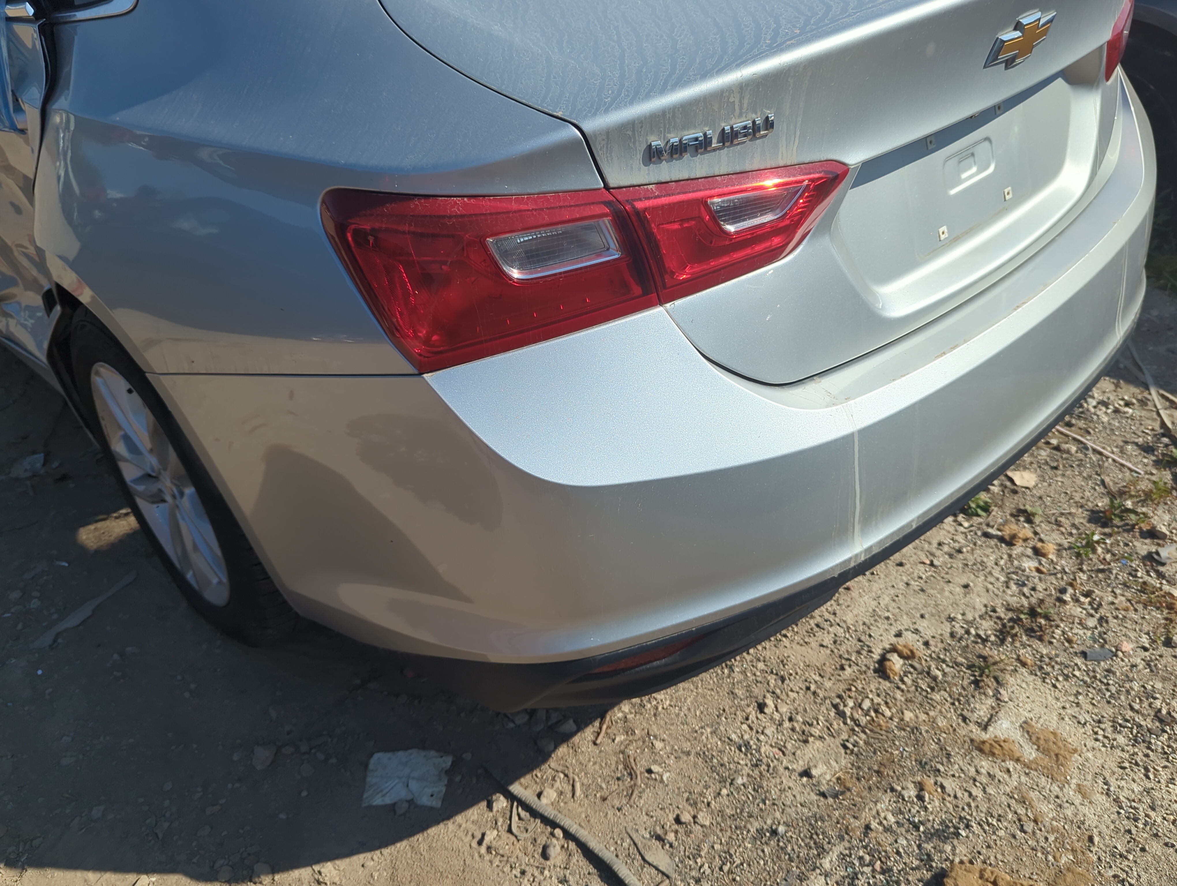2016-2018 Chevrolet Malibu Rear Bumper Assembly Oem 1159069 - Oemusedautoparts1.com