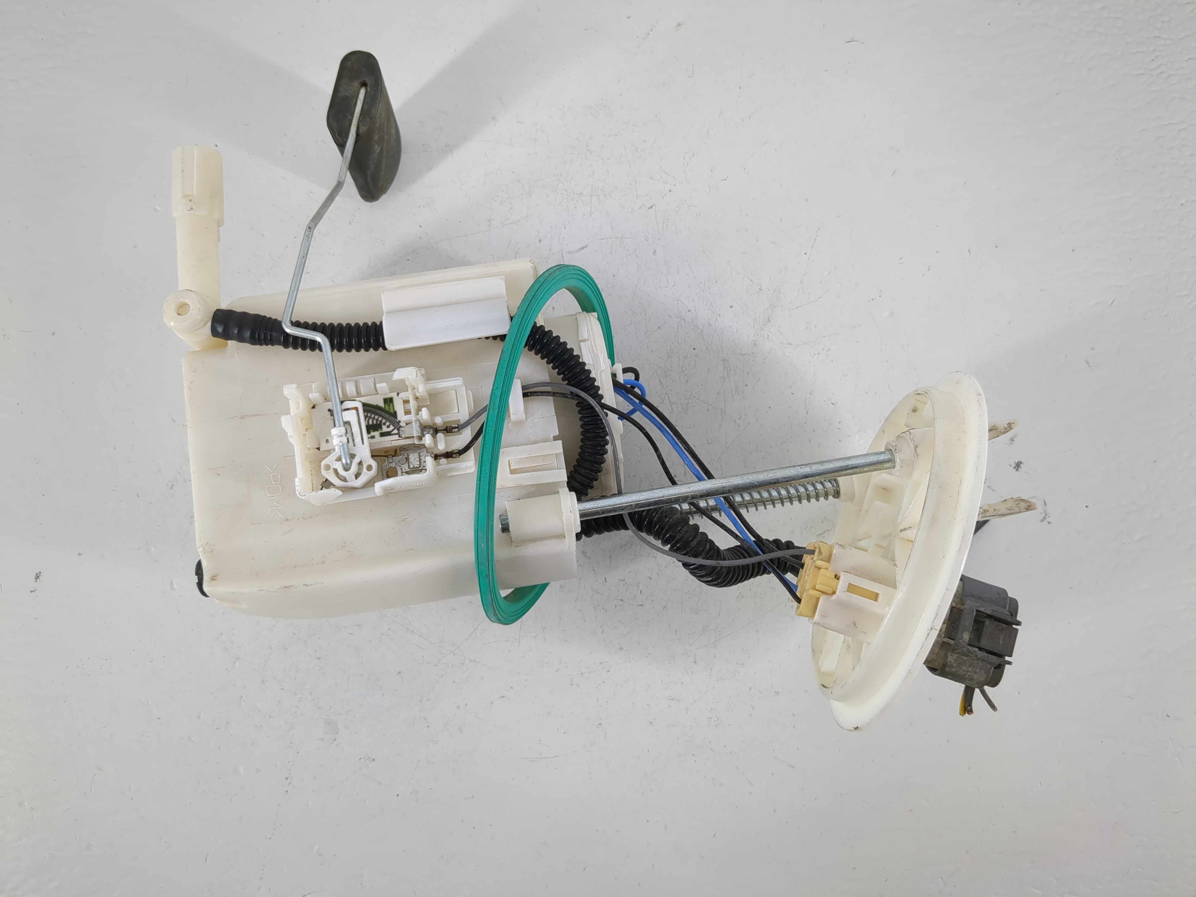 Picture of 2011-2016 Kia Optima Electrical Gas Fuel Pump Assembly 1159192