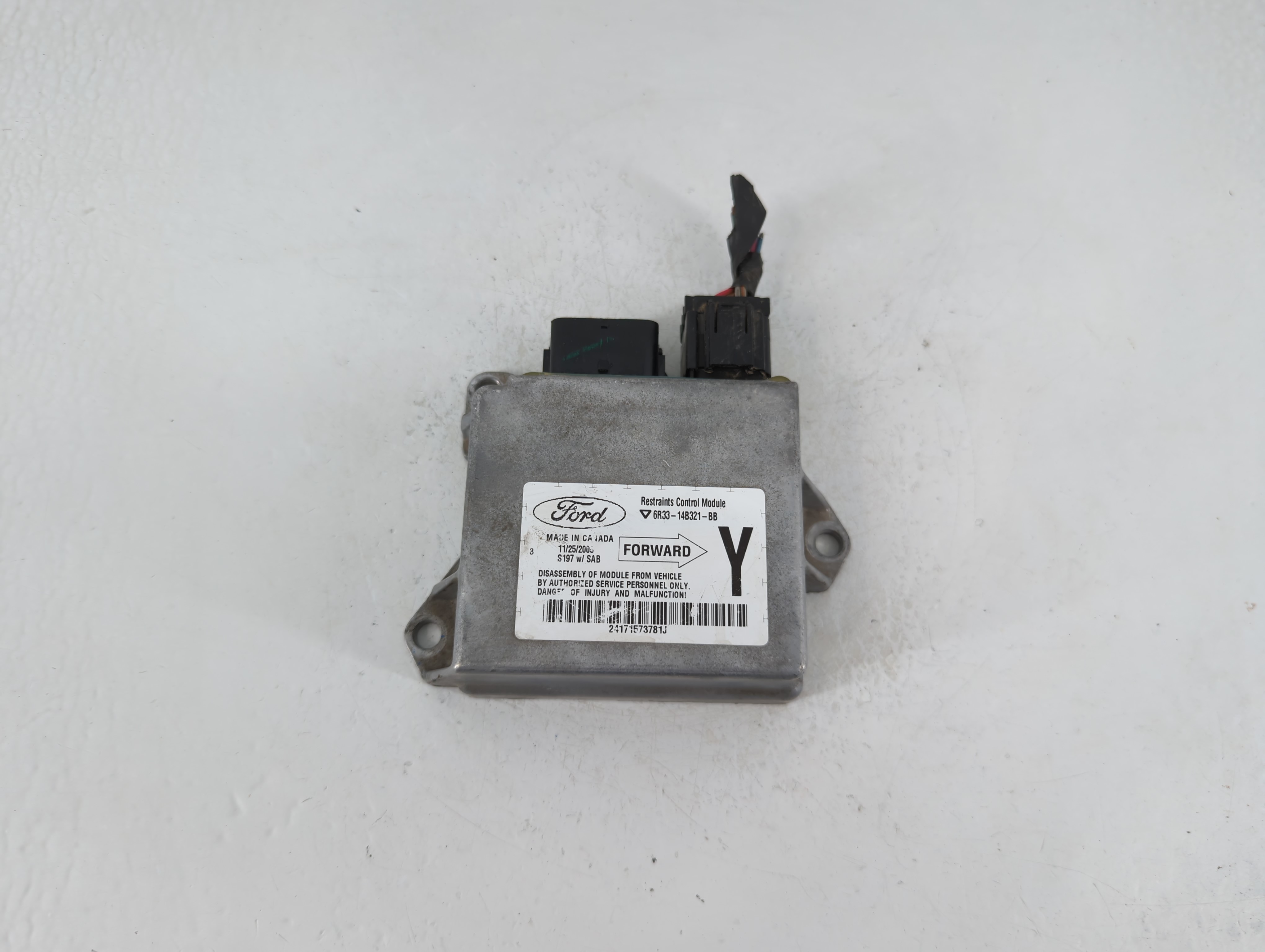 Picture of Ford Mustang Engine Control Computer Ecu Pcm Ecm Pcu Oem 6r33-14b321-bb 1159205