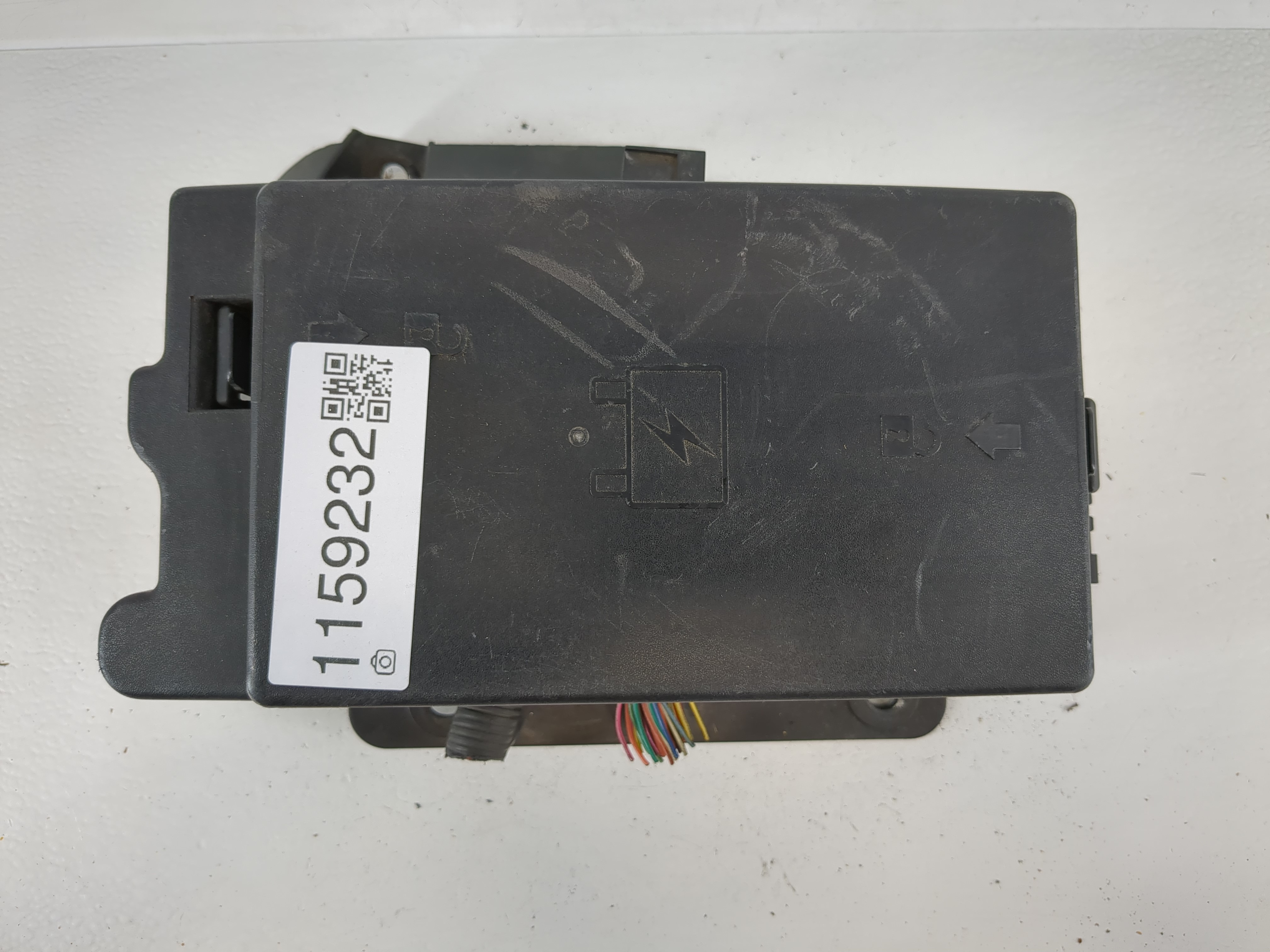 Picture of Buick Envision Fusebox Fuse Box Relay Module 15141557 1159232
