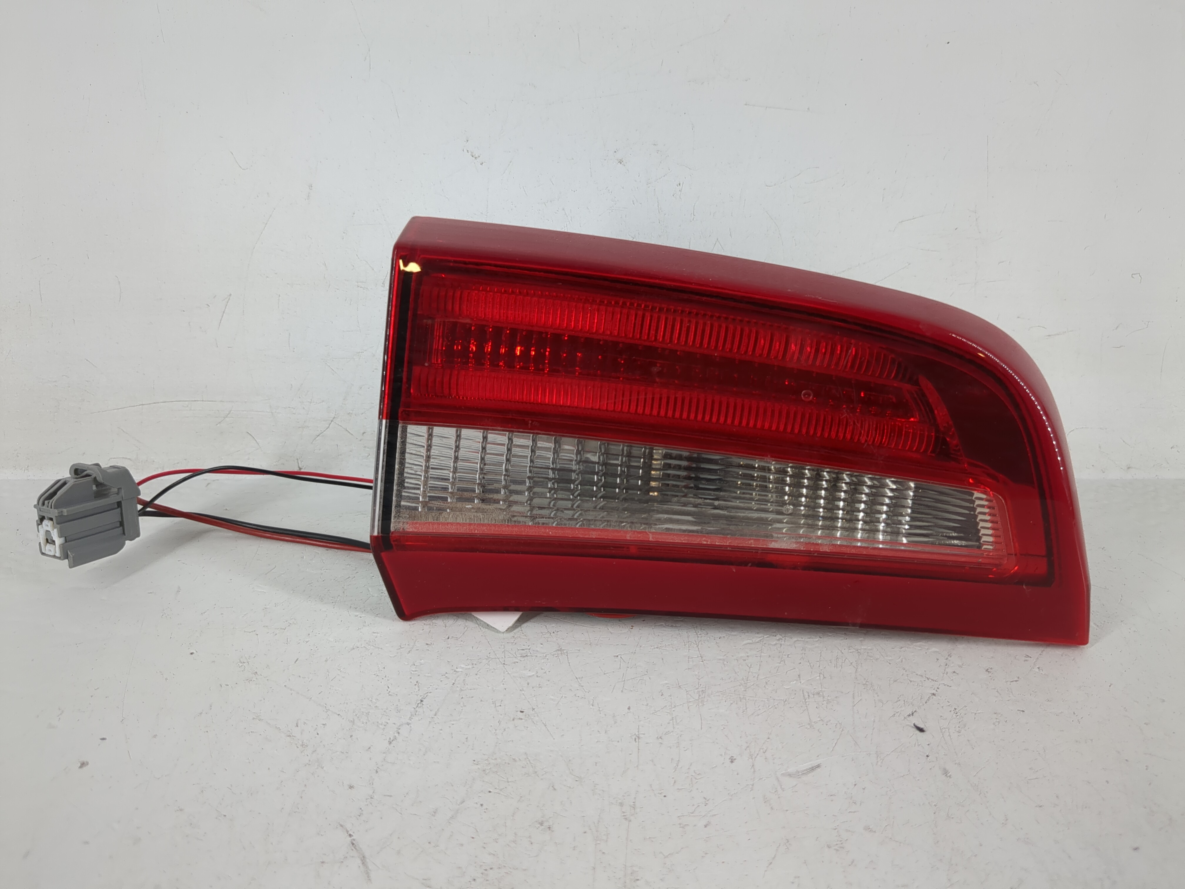 2011-2018 Volvo S60 Passenger Right Side Tail Light Taillight Oem 1159275 - Oemusedautoparts1.com