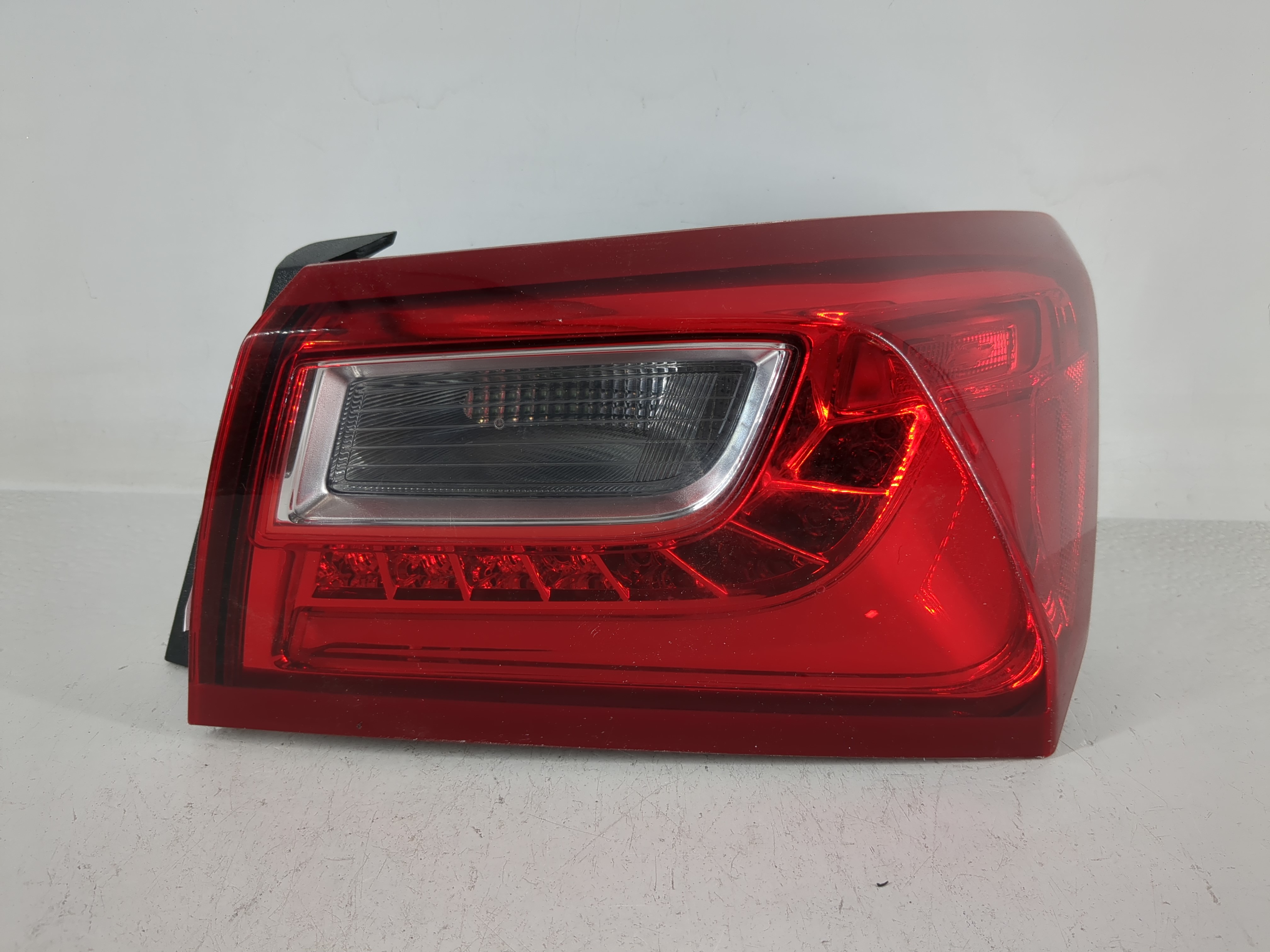 2016-2021 Chevrolet Malibu Passenger Right Side Tail Light Taillight Oem 1159287 - Oemusedautoparts1.com