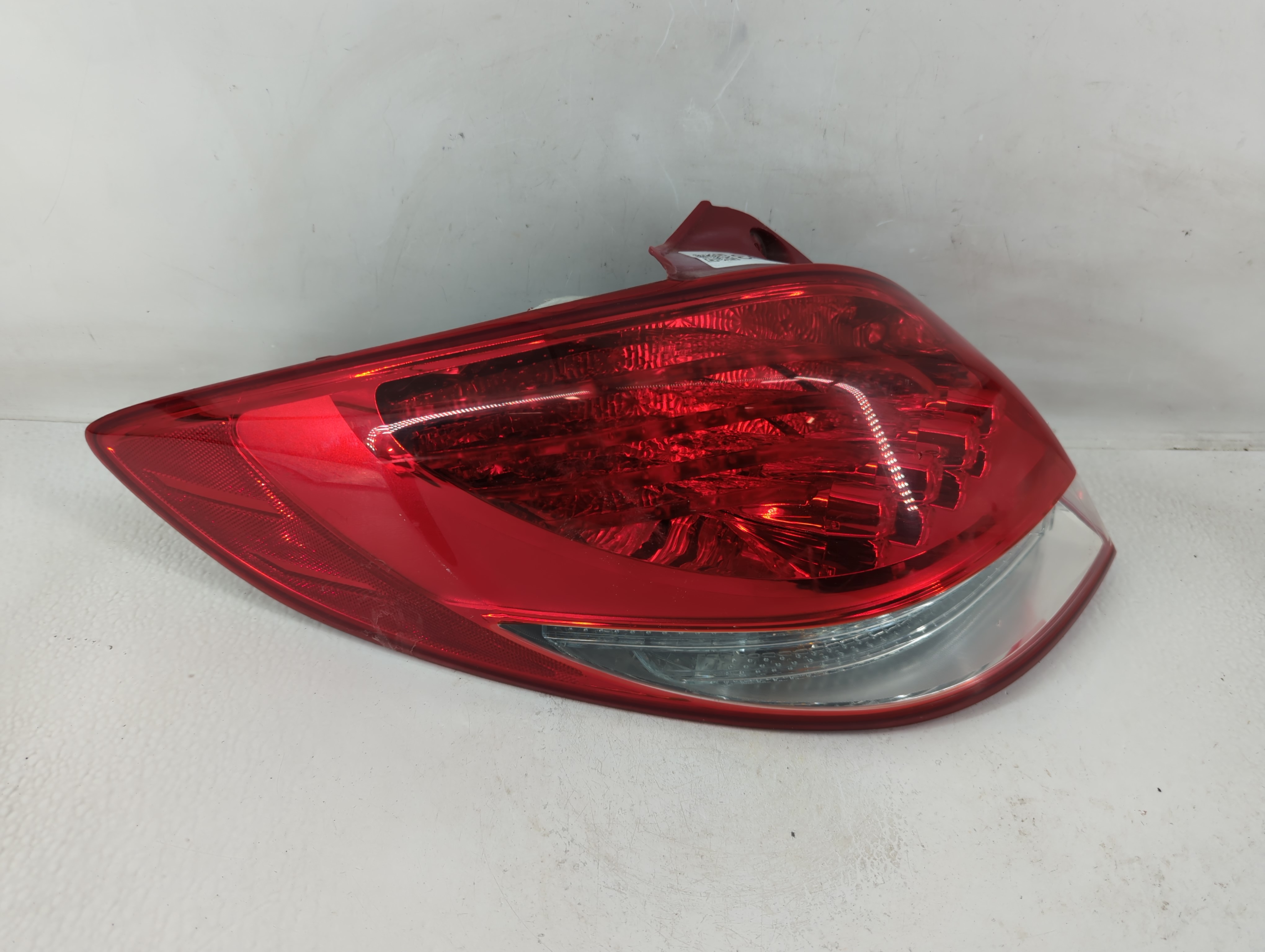 2013-2017 Hyundai Veloster Driver Left Side Tail Light Taillight Oem 1159293 - Oemusedautoparts1.com