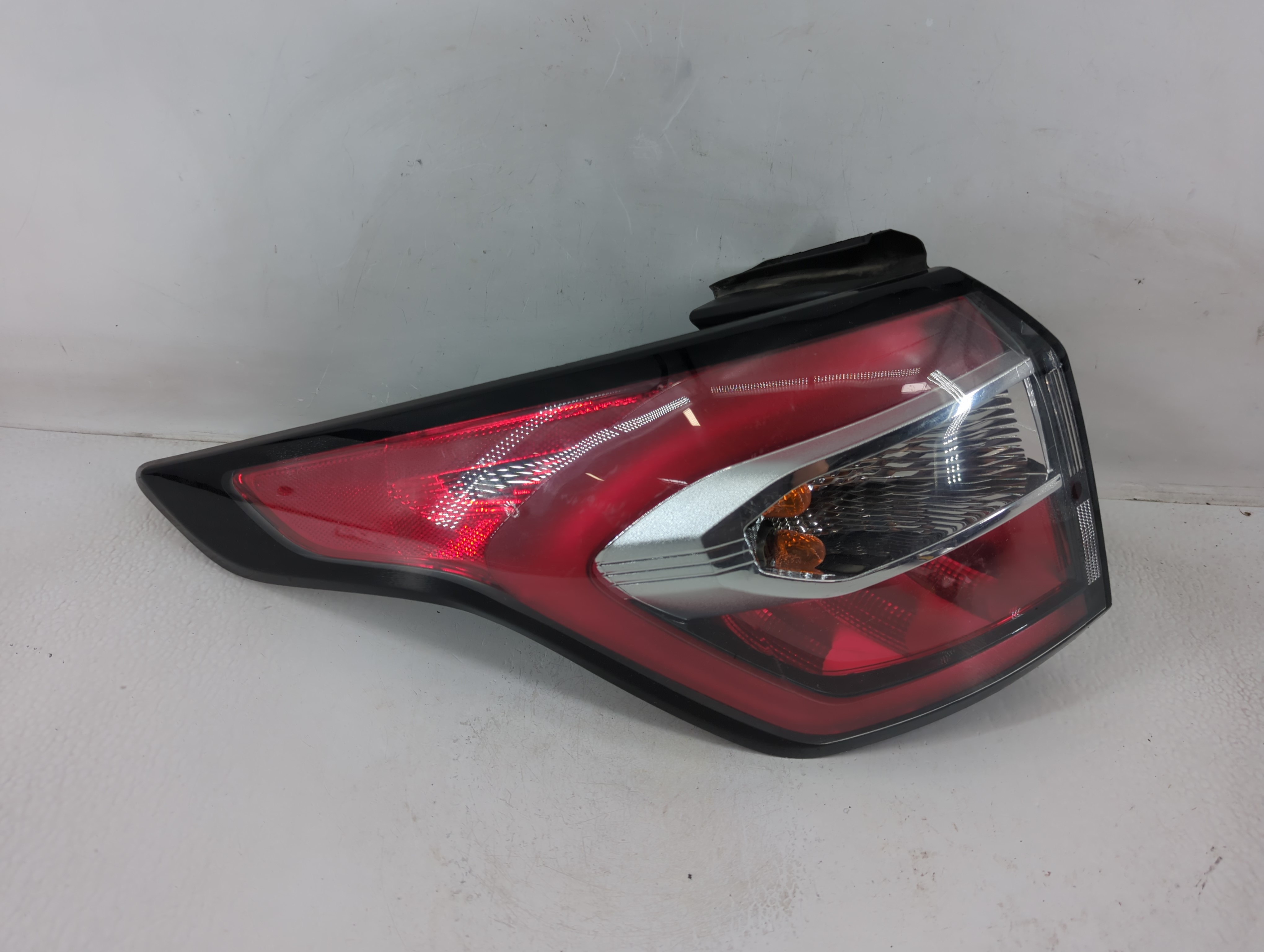 Picture of 2017-2018 Ford Escape Driver Left Side Tail Light Taillight Oem 1159296
