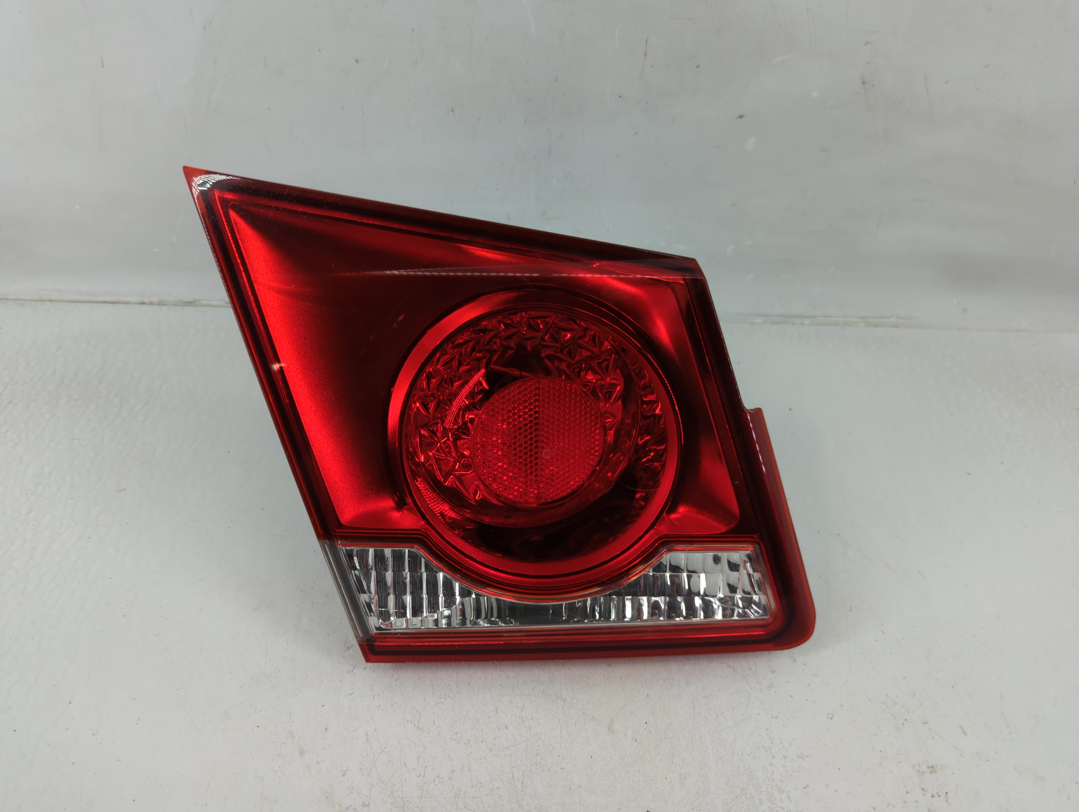 Picture of 2011-2016 Chevrolet Cruze Driver Left Side Tail Light Taillight Oem 1159307