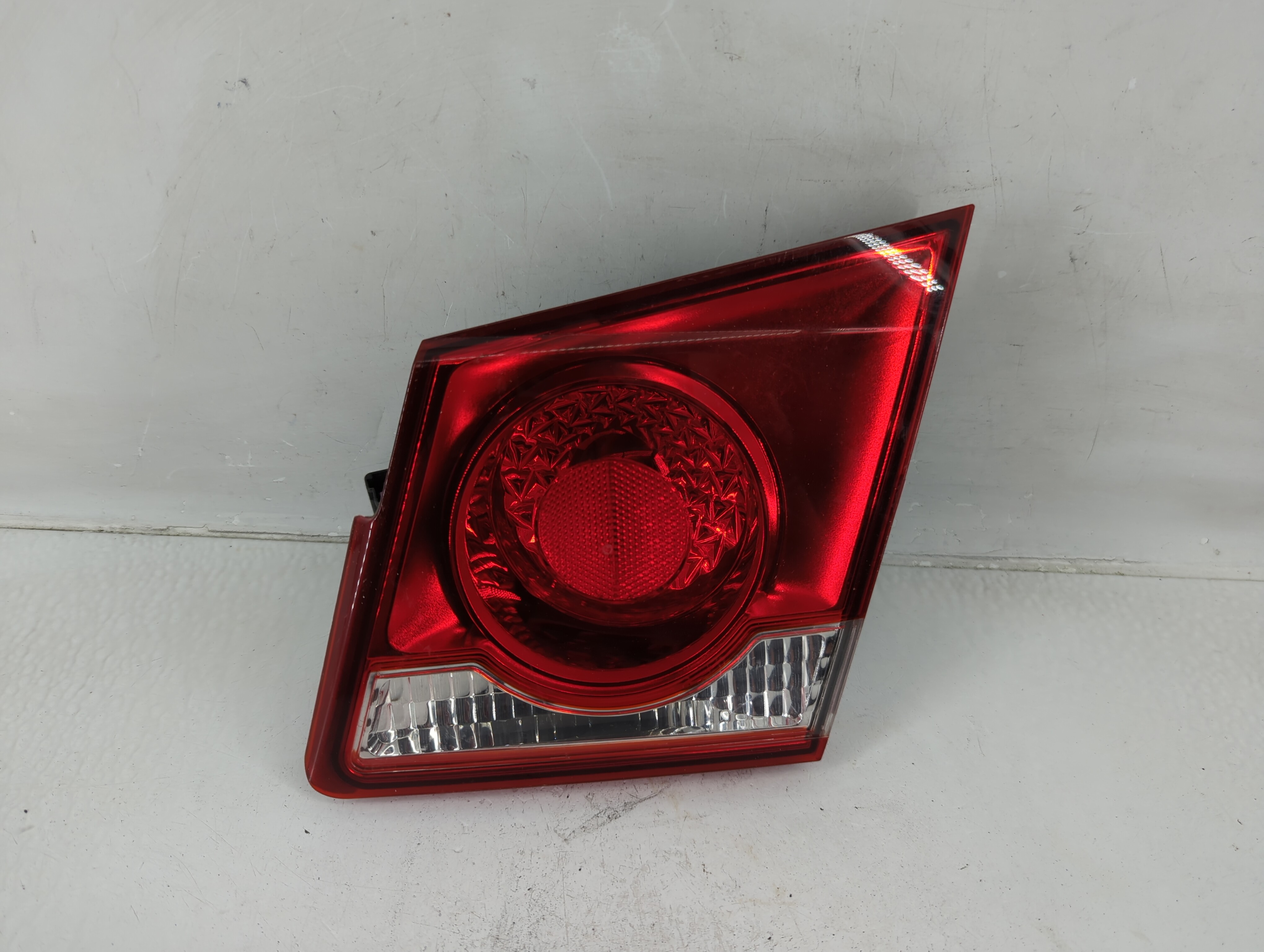 Picture of 2011-2016 Chevrolet Cruze Driver Left Side Tail Light Taillight Oem 1159311