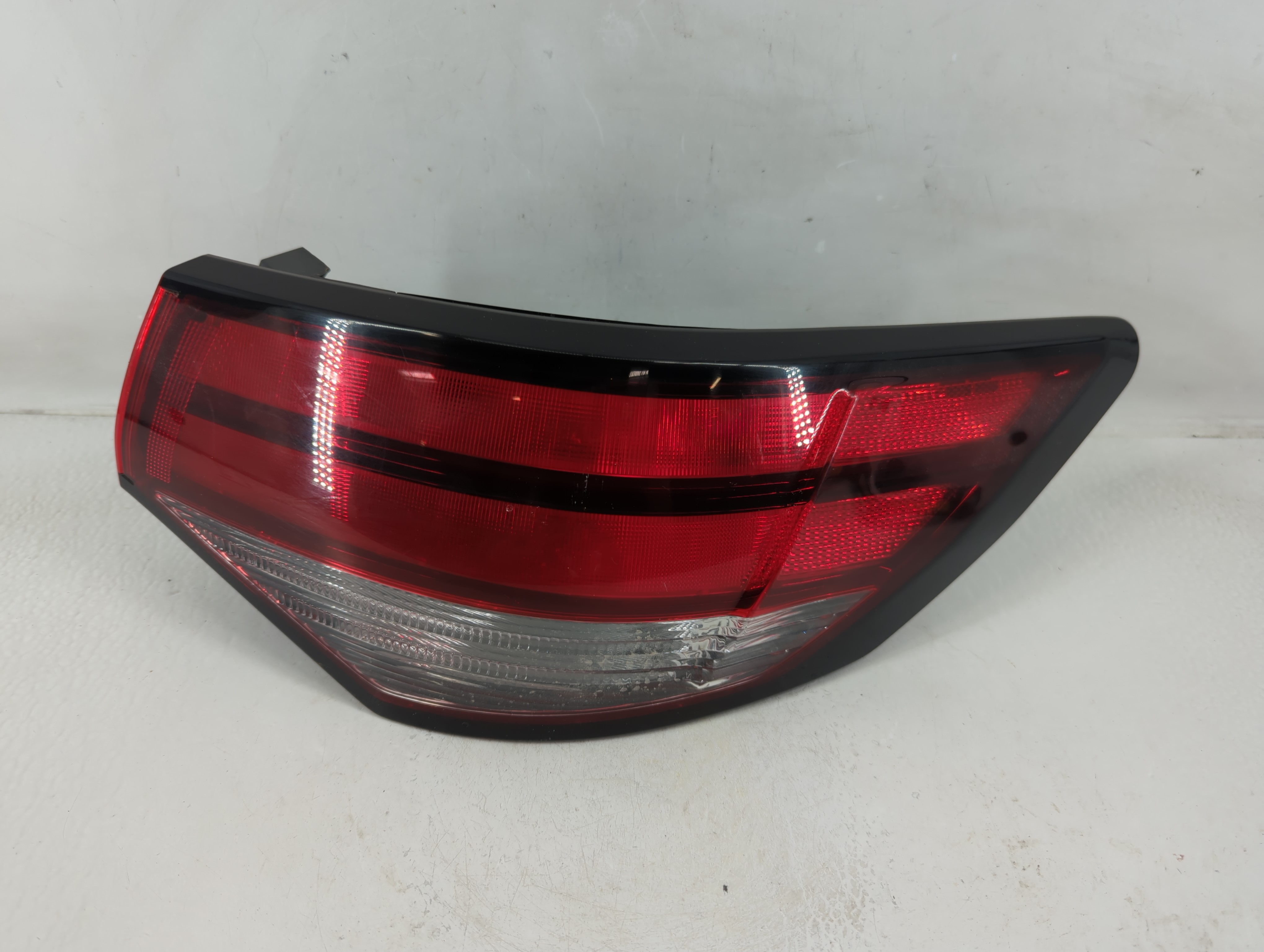 Picture of 2020-2022 Nissan Sentra Passenger Right Side Tail Light Taillight Oem 1159317