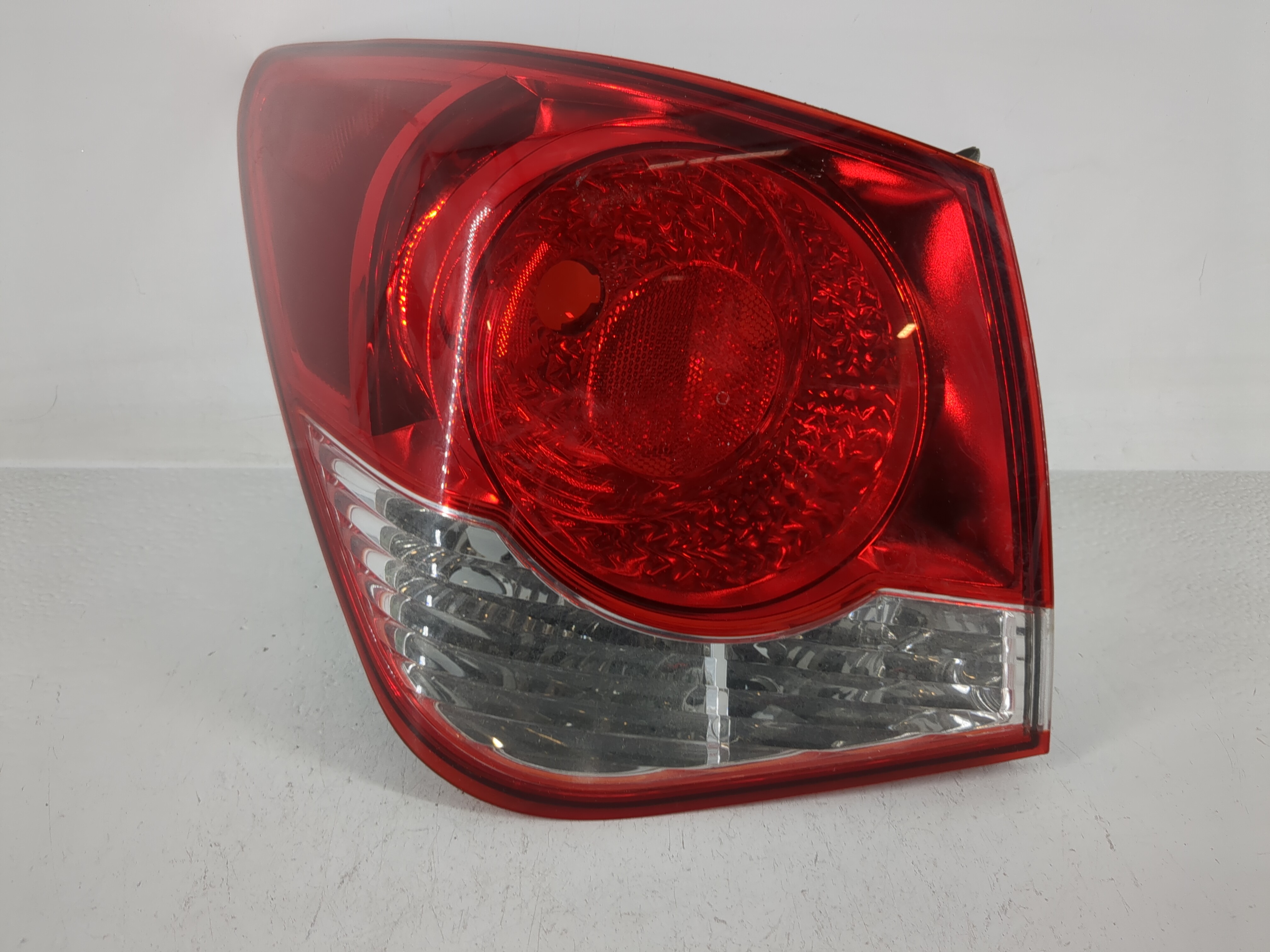 2011-2016 Chevrolet Cruze Driver Left Side Tail Light Taillight Oem 1159358 - Oemusedautoparts1.com