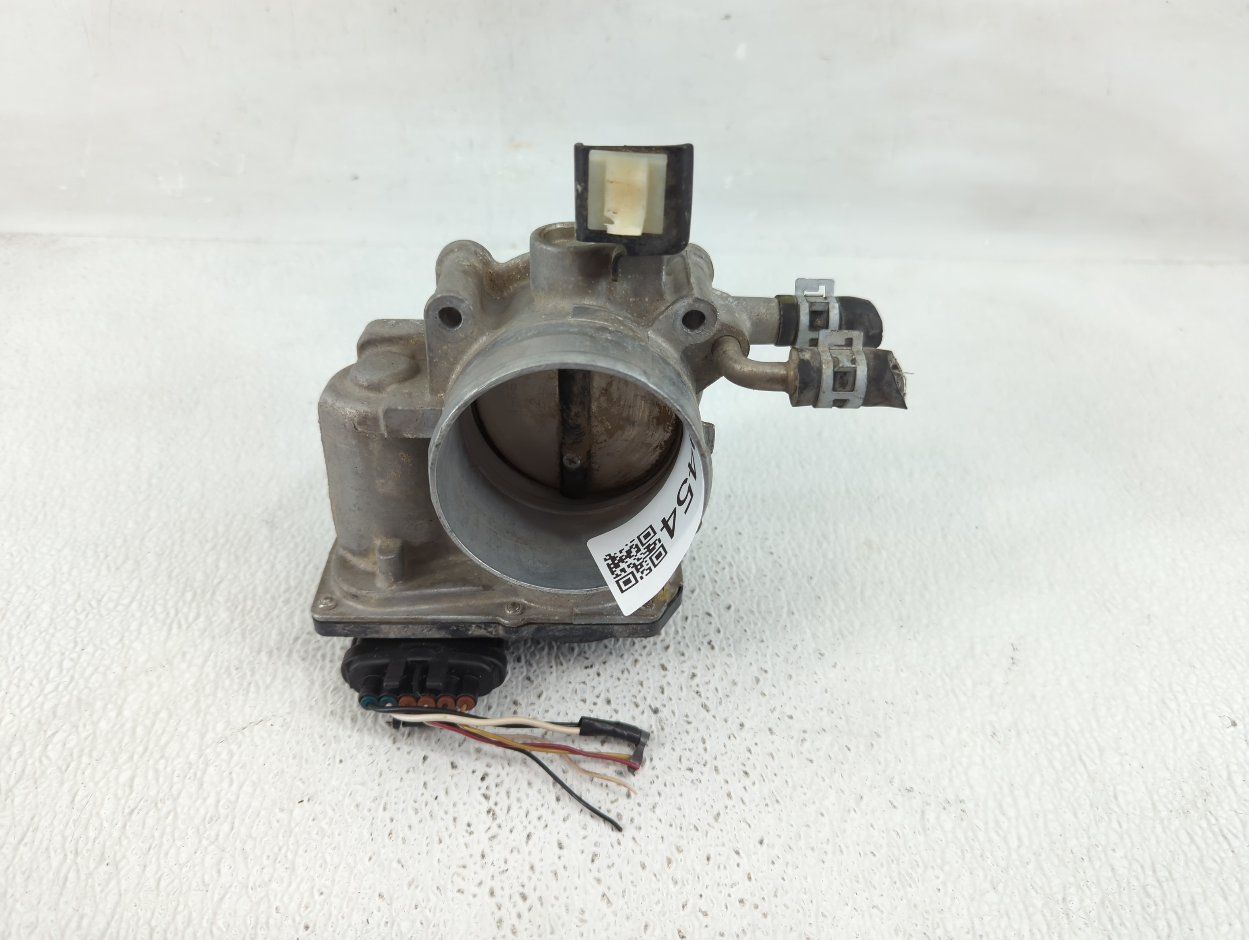2010-2017 Toyota Camry Throttle Body 1159454 - Oemusedautoparts1.com