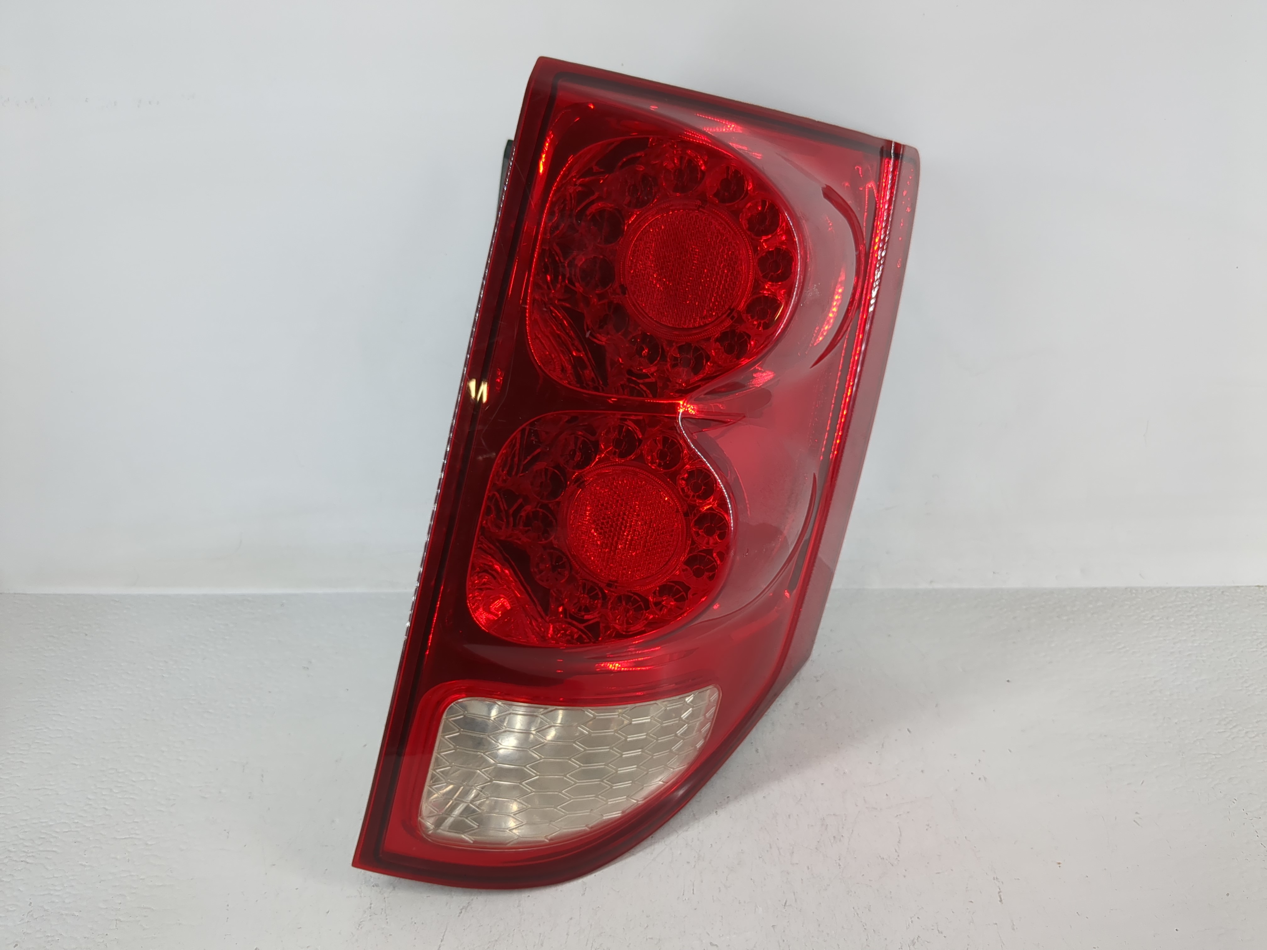 Dodge Caravan Passenger Right Side Tail Light Taillight Oem 1159539 - Oemusedautoparts1.com