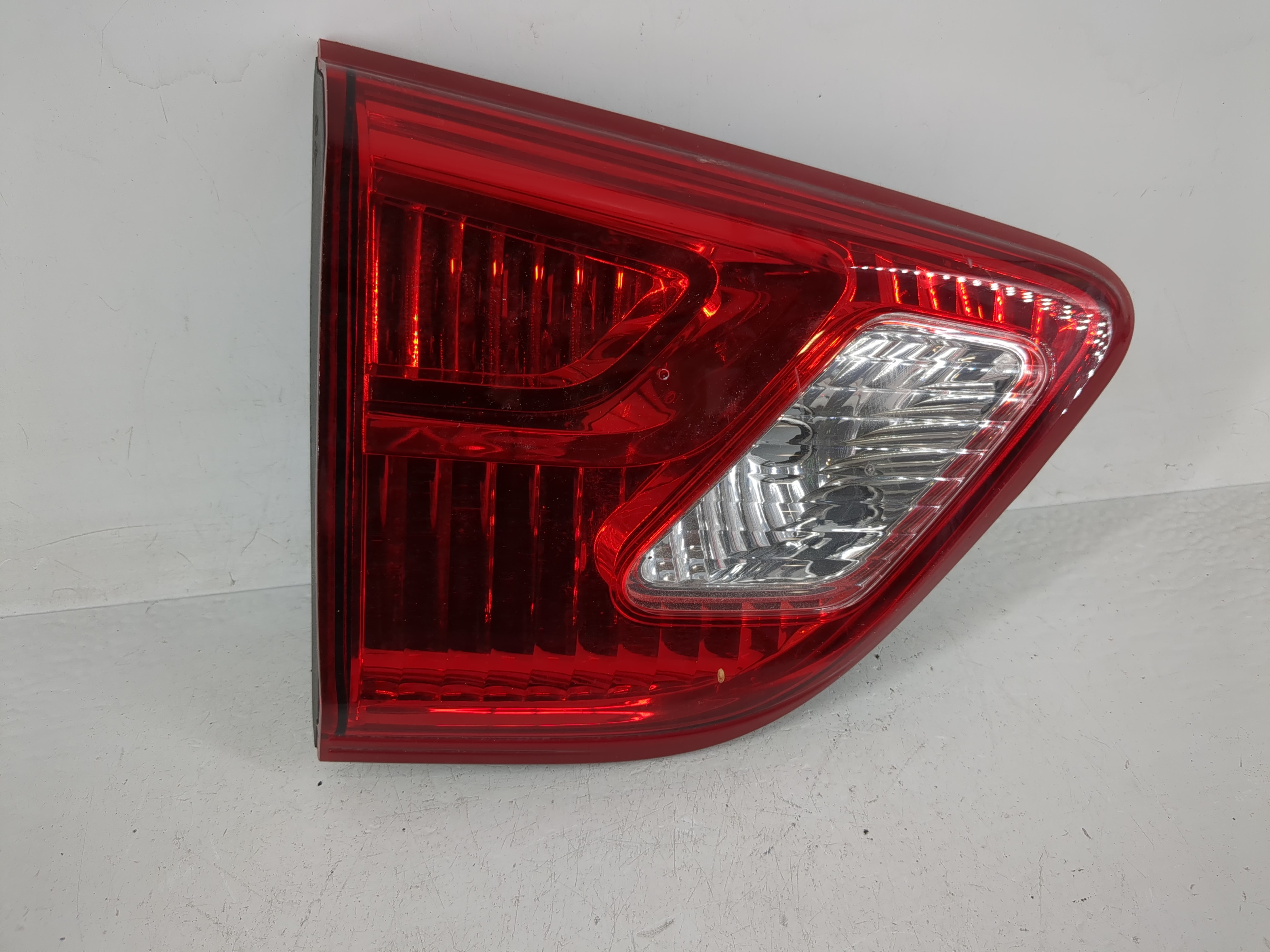 2017 Nissan Pathfinder Passenger Right Side Tail Light Taillight Oem 1159622 - Oemusedautoparts1.com