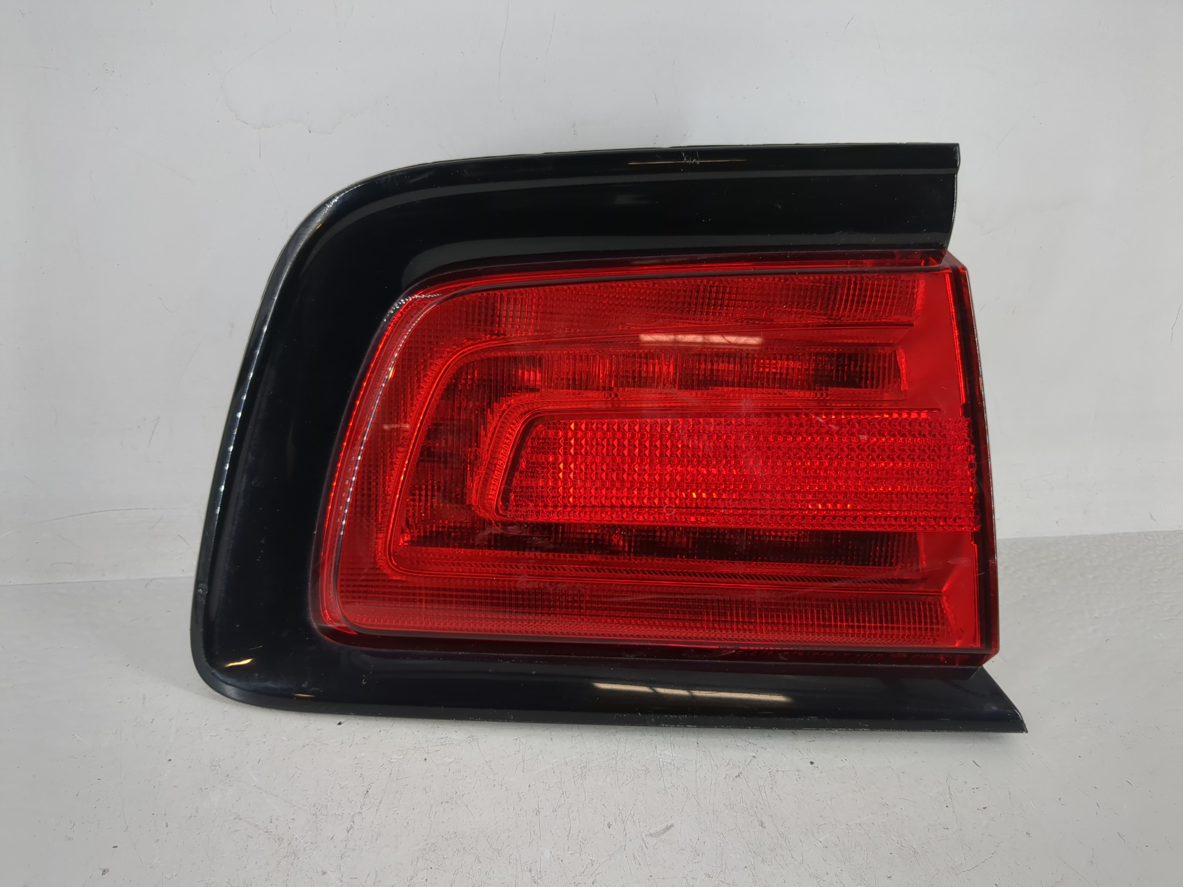 Picture of 2011-2014 Dodge Charger Driver Left Side Tail Light Taillight Oem 1159626