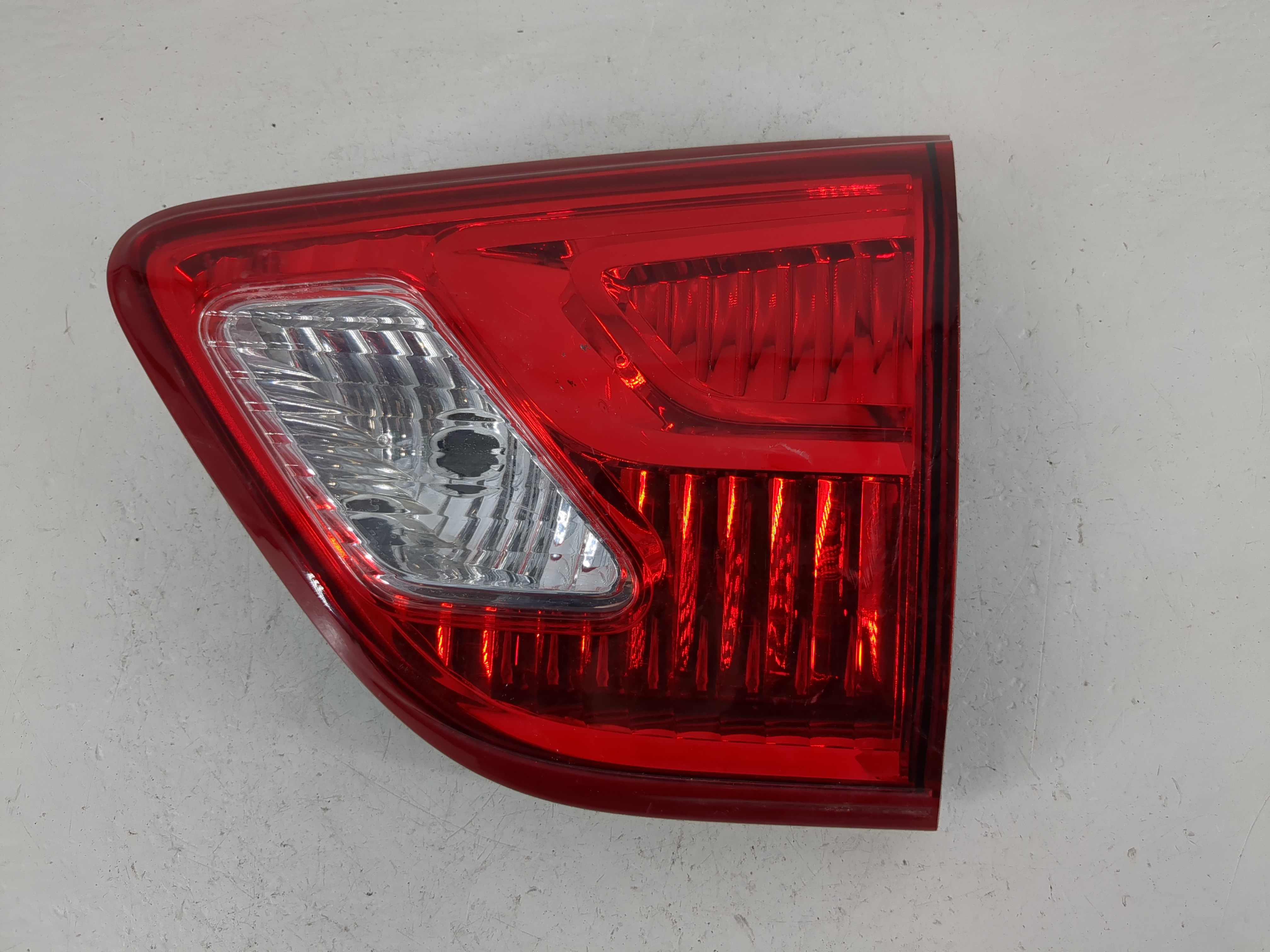 2017-2020 Nissan Pathfinder Driver Left Side Tail Light Taillight Oem 1159704 - Oemusedautoparts1.com
