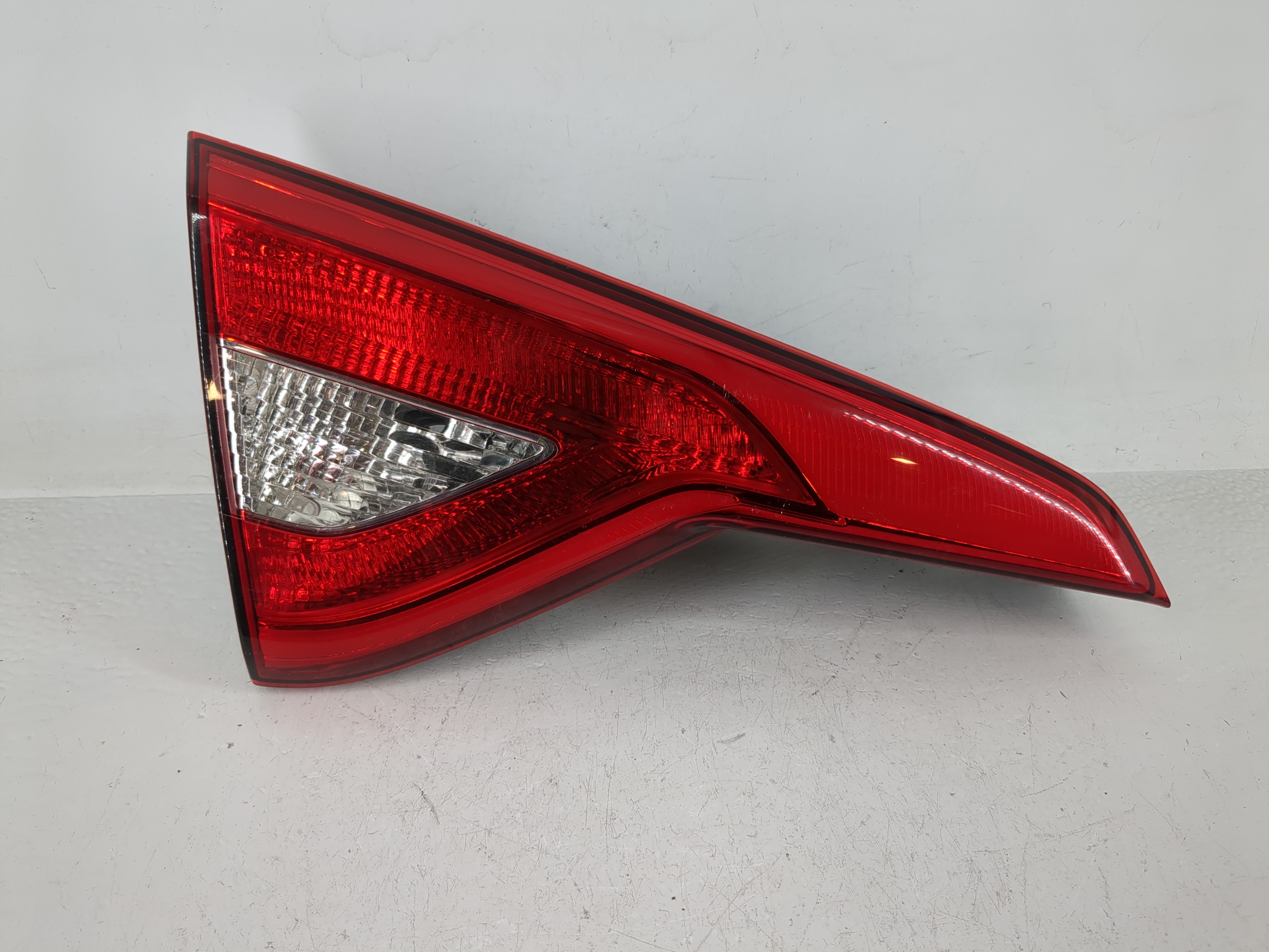 Picture of 2015-2017 Hyundai Sonata Passenger Right Side Tail Light Taillight Oem 1159725