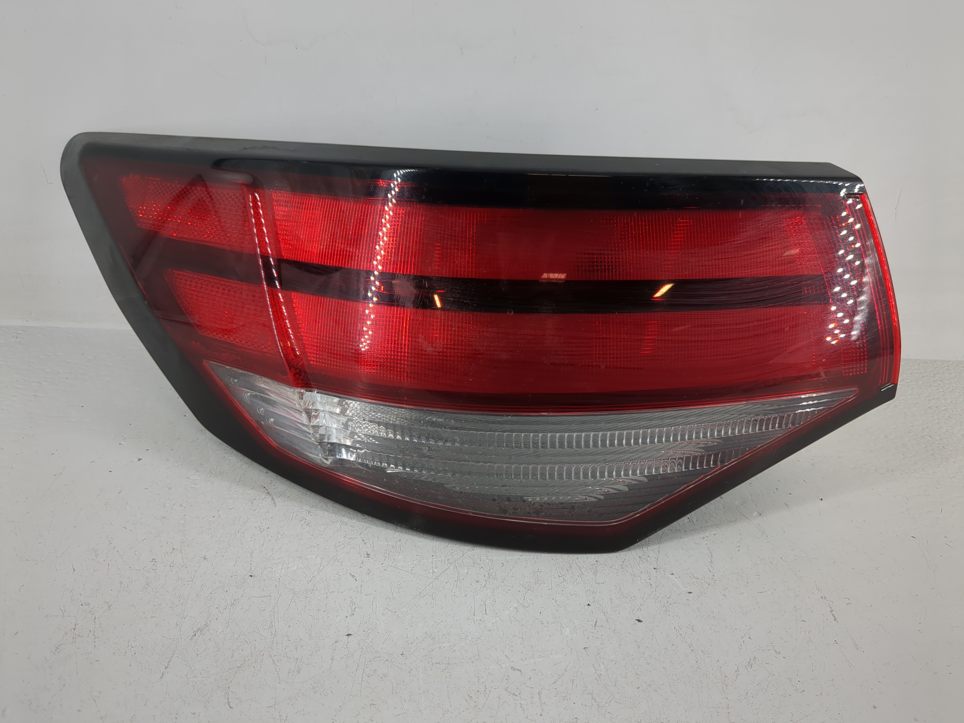 Picture of 2020-2022 Nissan Sentra Driver Left Side Tail Light Taillight Oem 1159726