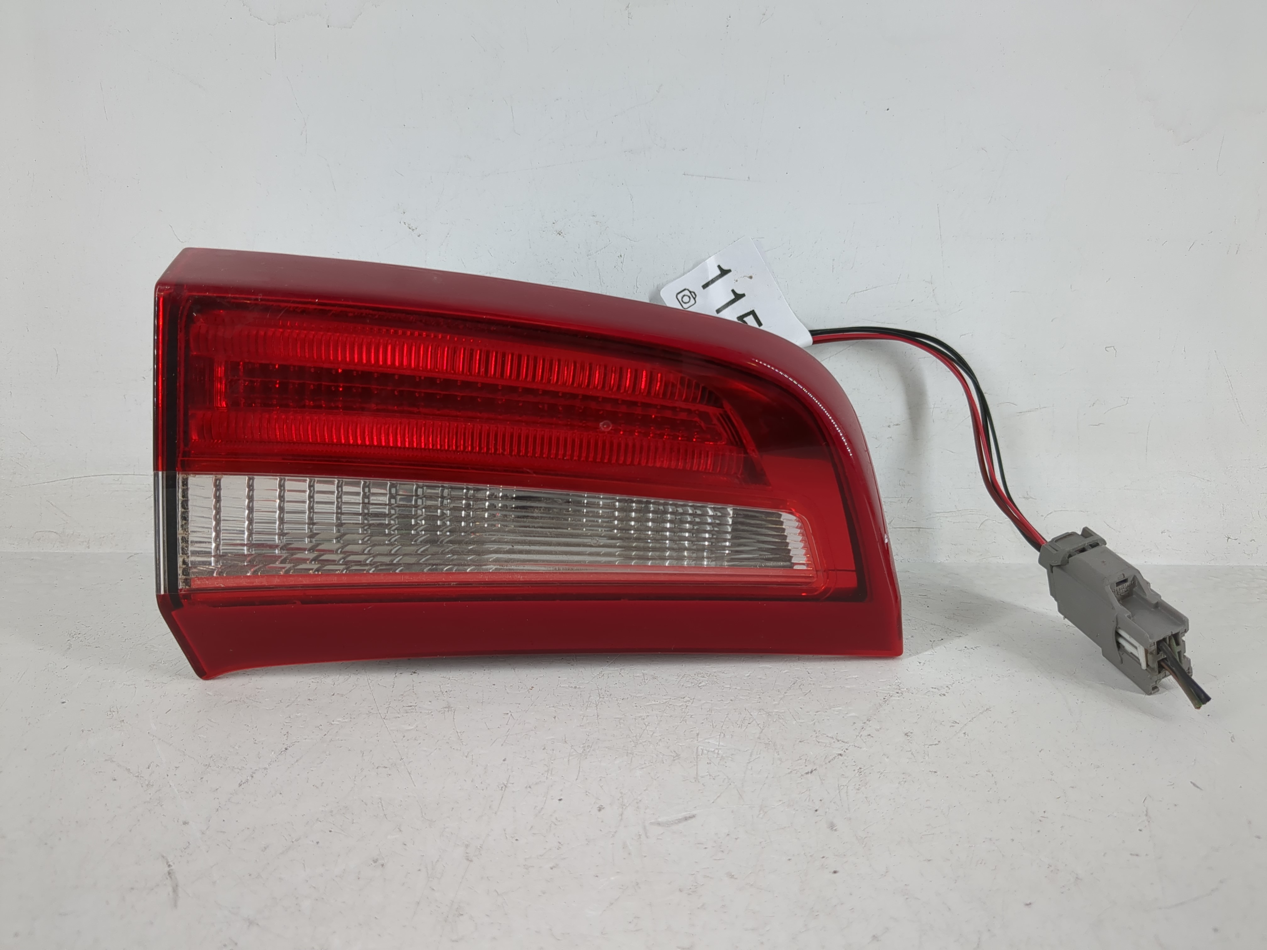 2013-2013 Volvo V60 Passenger Right Side Tail Light Taillight Oem 1159730 - Oemusedautoparts1.com