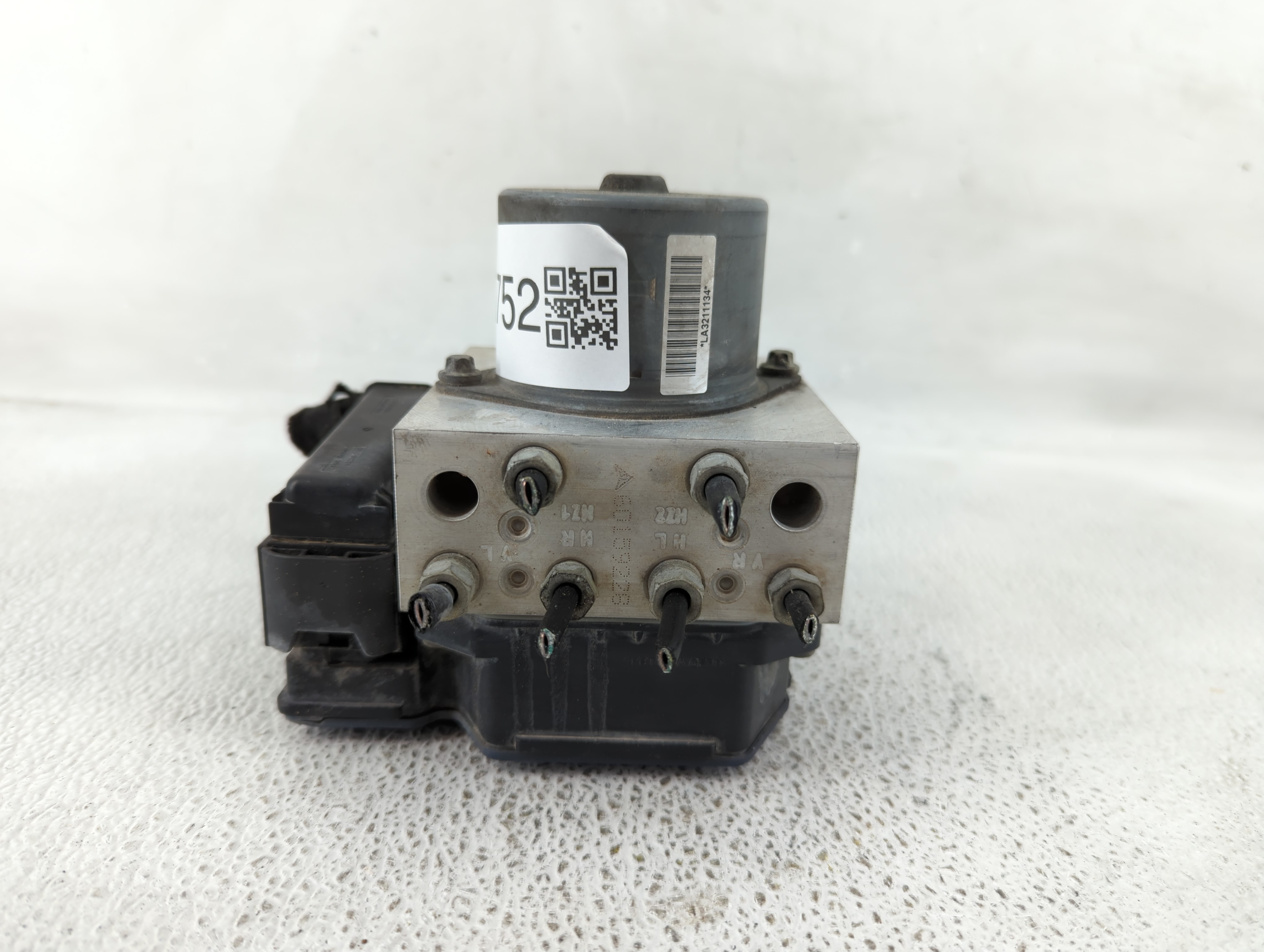 2009-2010 Mini Cooper Abs Pump Control Module 1159752 - Oemusedautoparts1.com