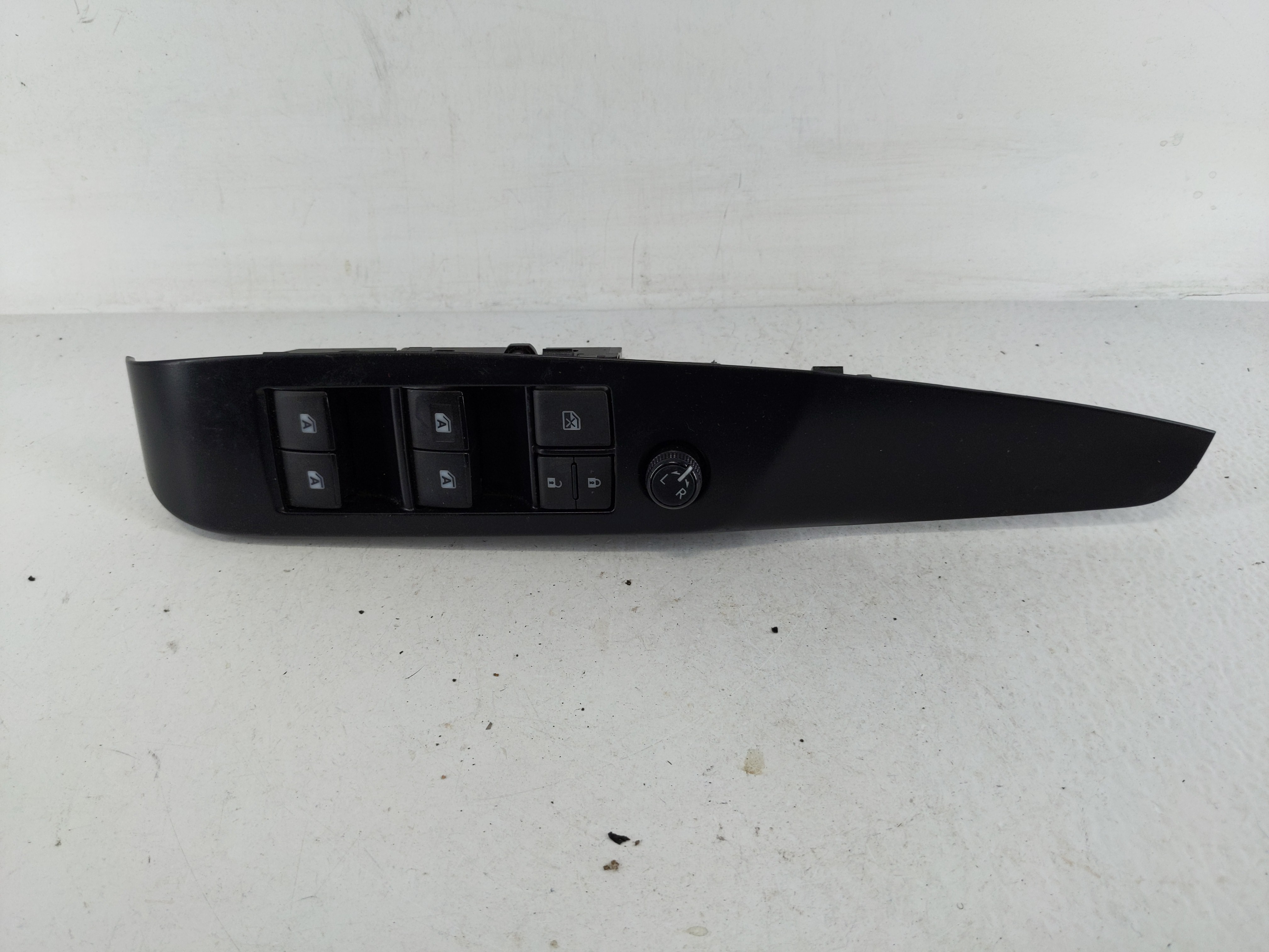 2018-2022 Toyota Camry Driver Left Door Master Power Window Switch 1159875 - Oemusedautoparts1.com