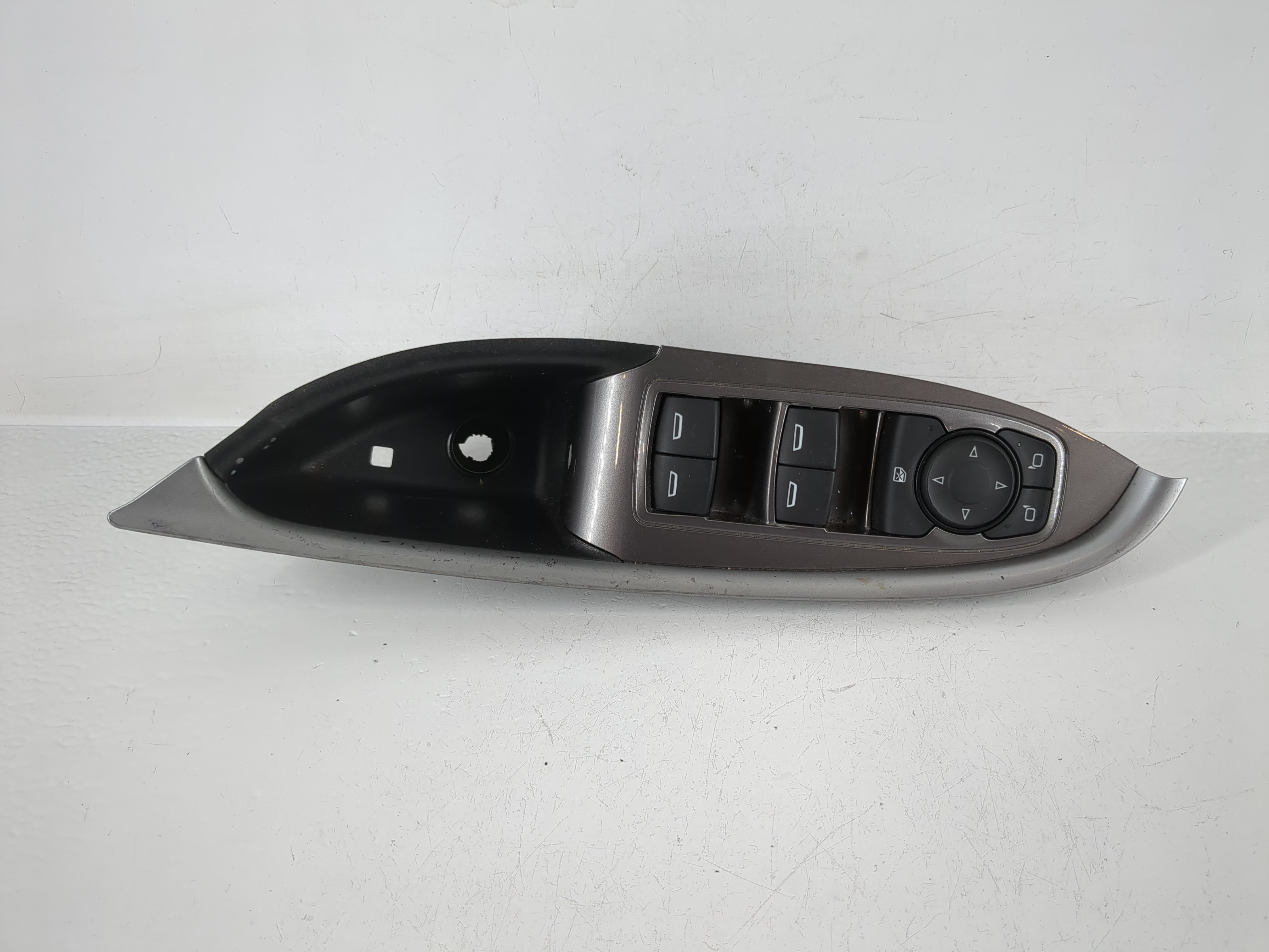 Picture of 2016-2021 Chevrolet Malibu Driver Left Door Master Power Window Switch 1159899