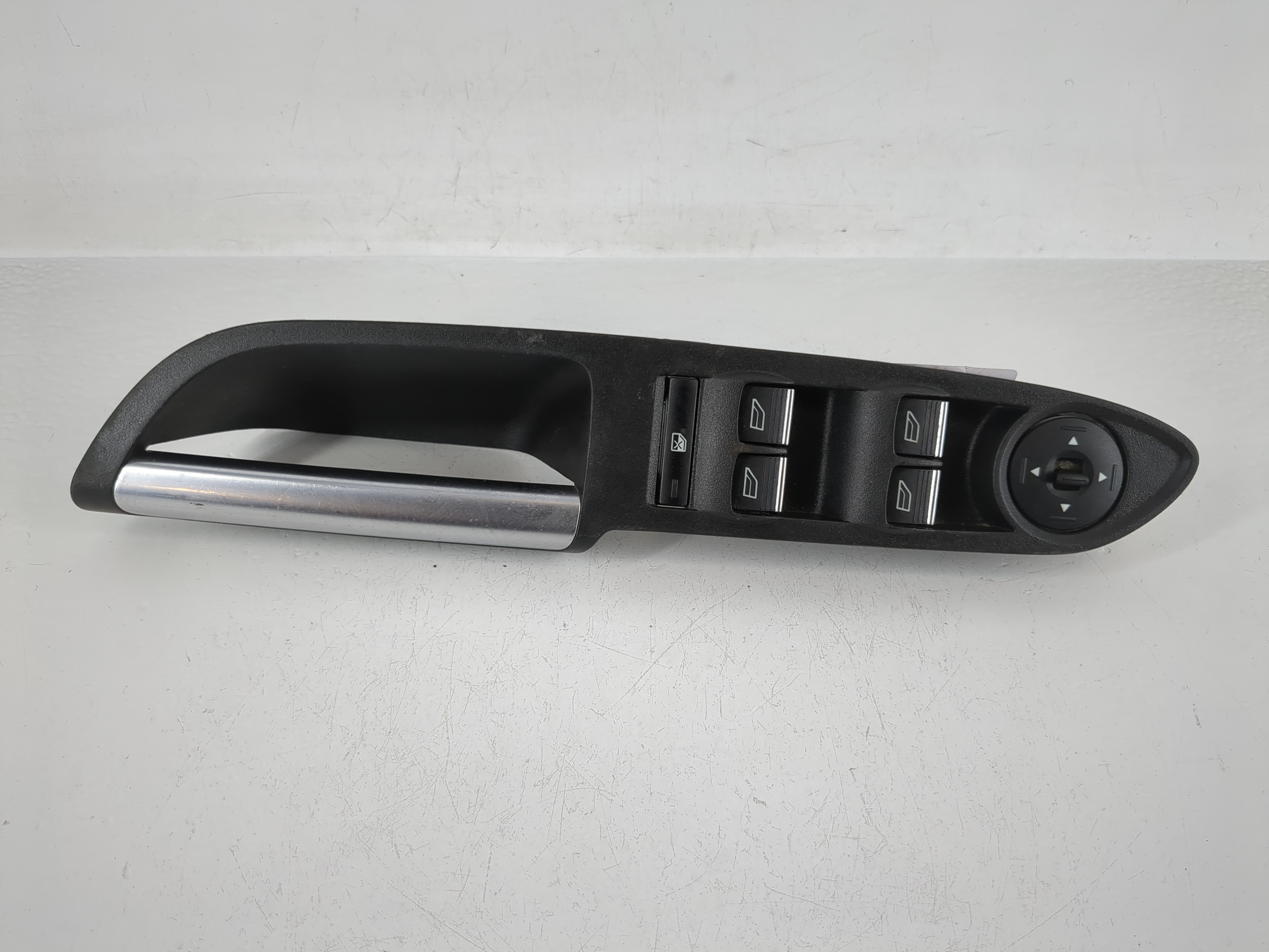 2017-2019 Ford Escape Driver Left Door Master Power Window Switch 1159902 - Oemusedautoparts1.com