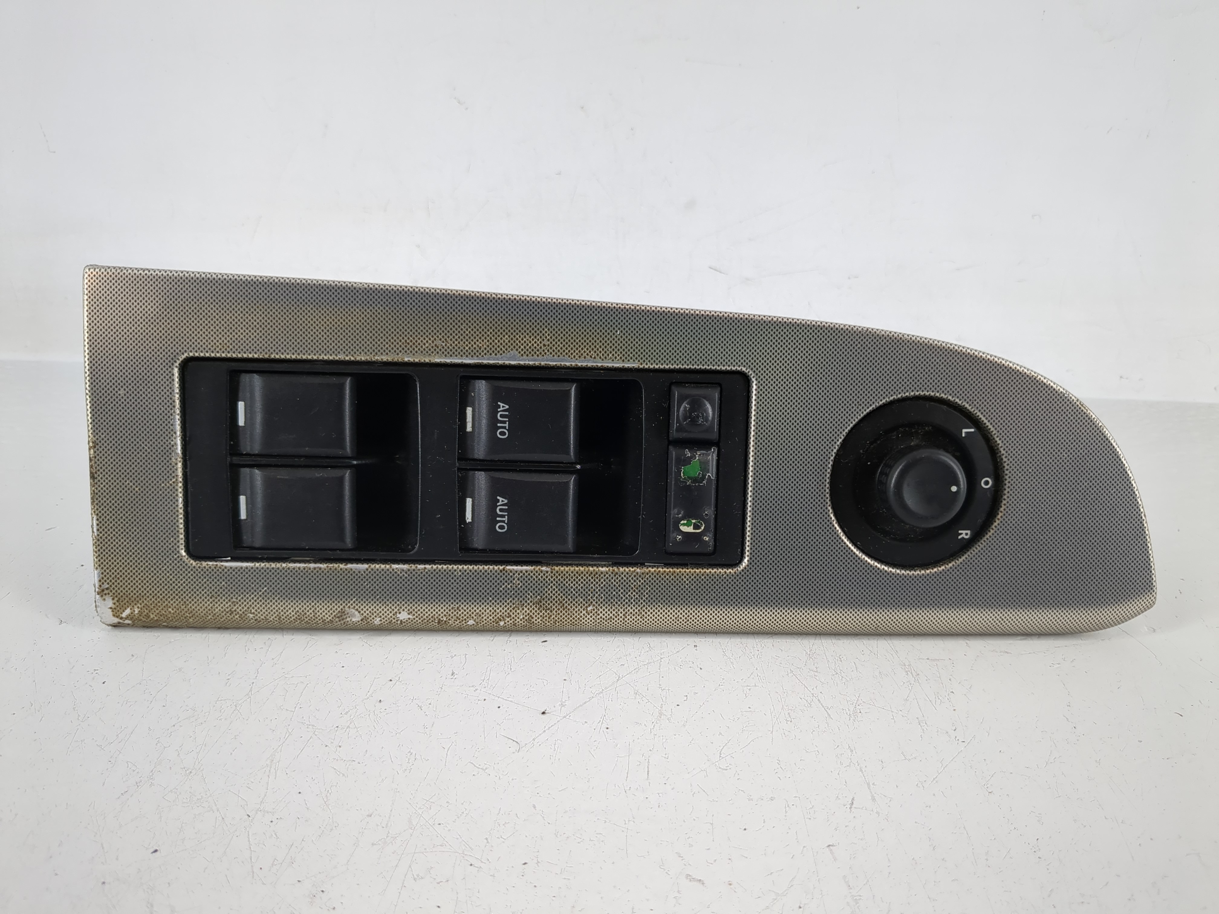 Picture of 2007 Jeep Grand Cherokee Driver Left Door Master Power Window Switch 1159905