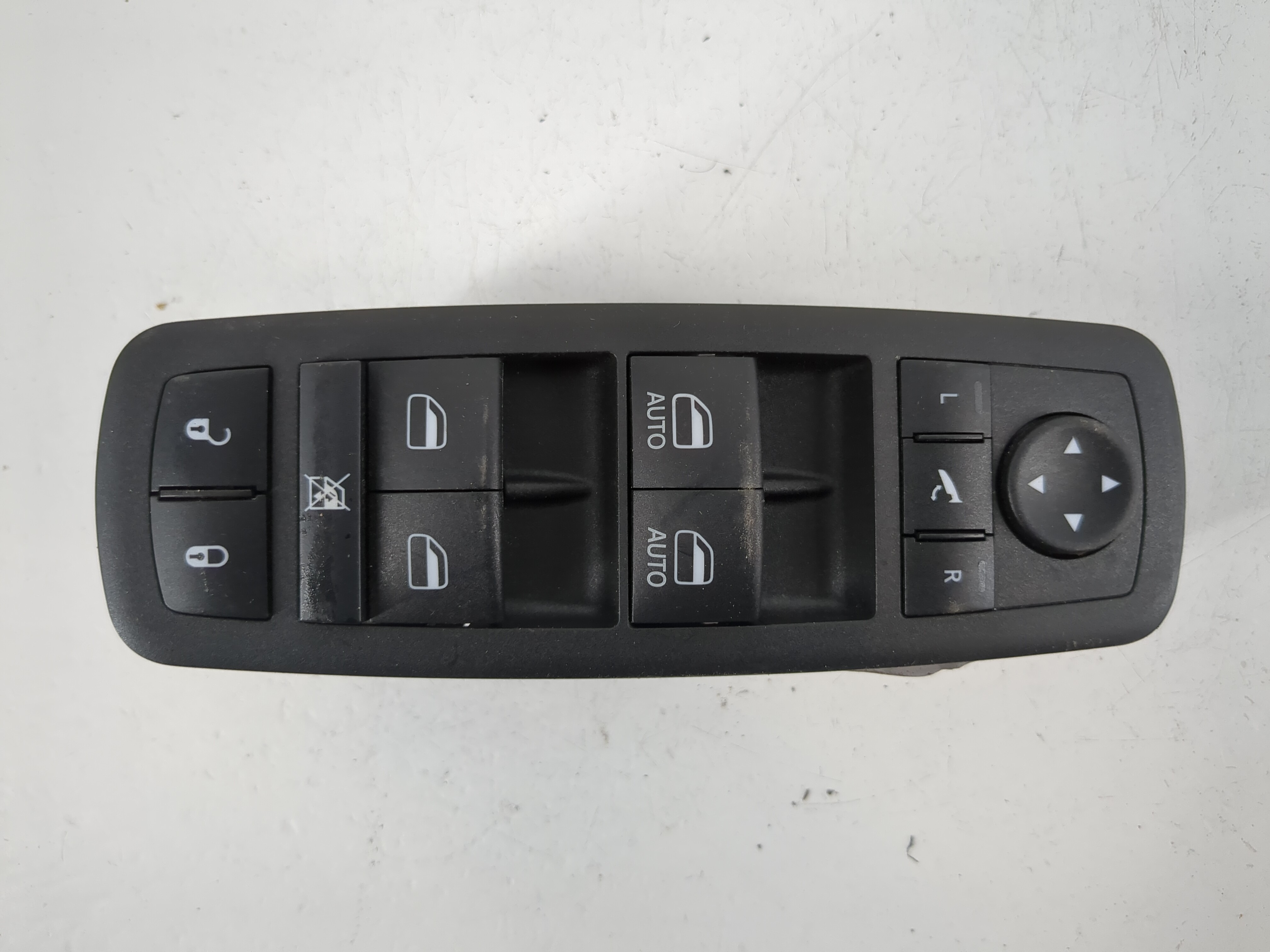 Picture of Dodge Ram 1500 Driver Left Door Master Power Window Switch 68262252ac 1159906