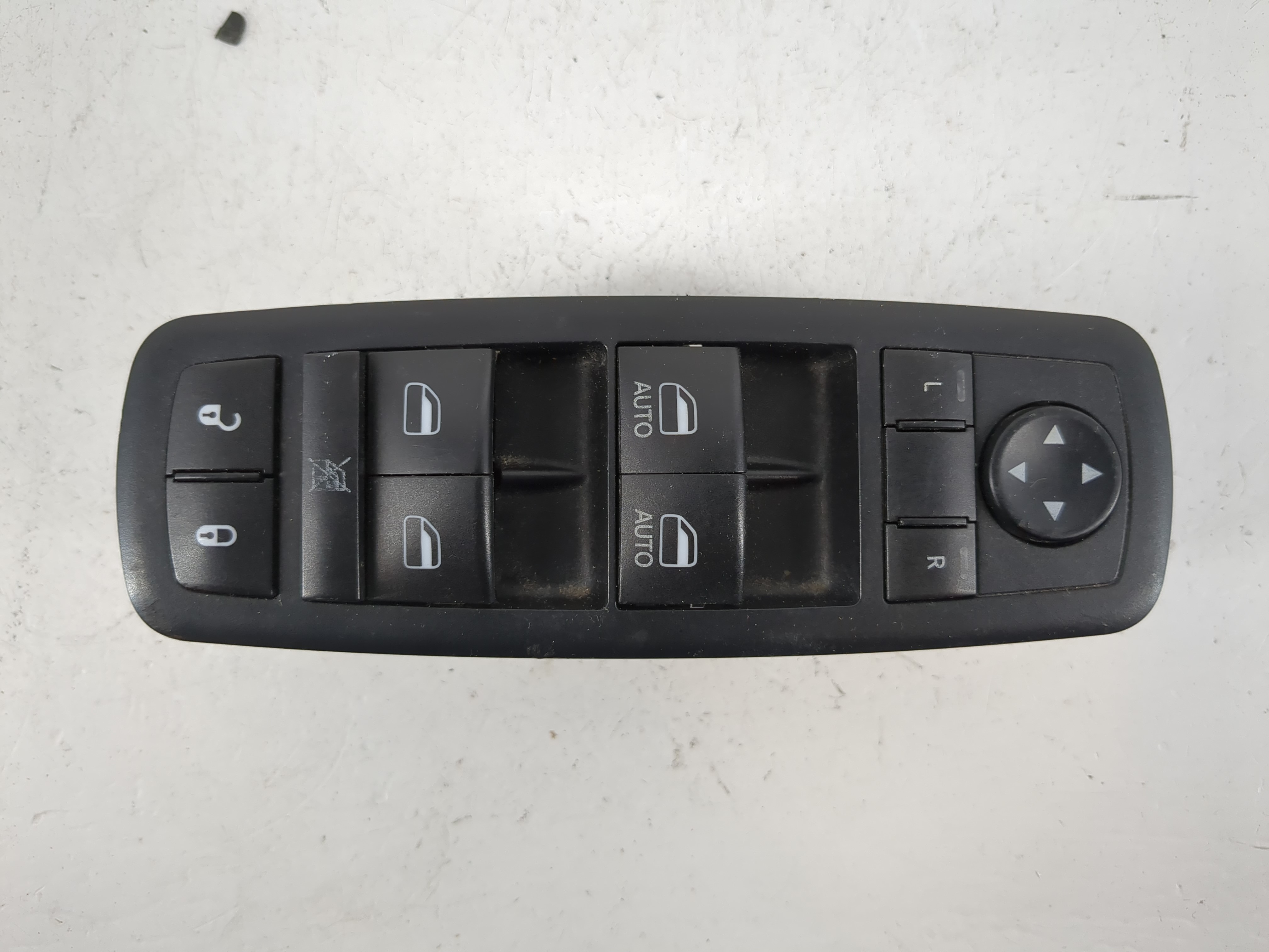 Dodge Caravan Driver Left Door Master Power Window Switch 68298871aa 1159913 - Oemusedautoparts1.com