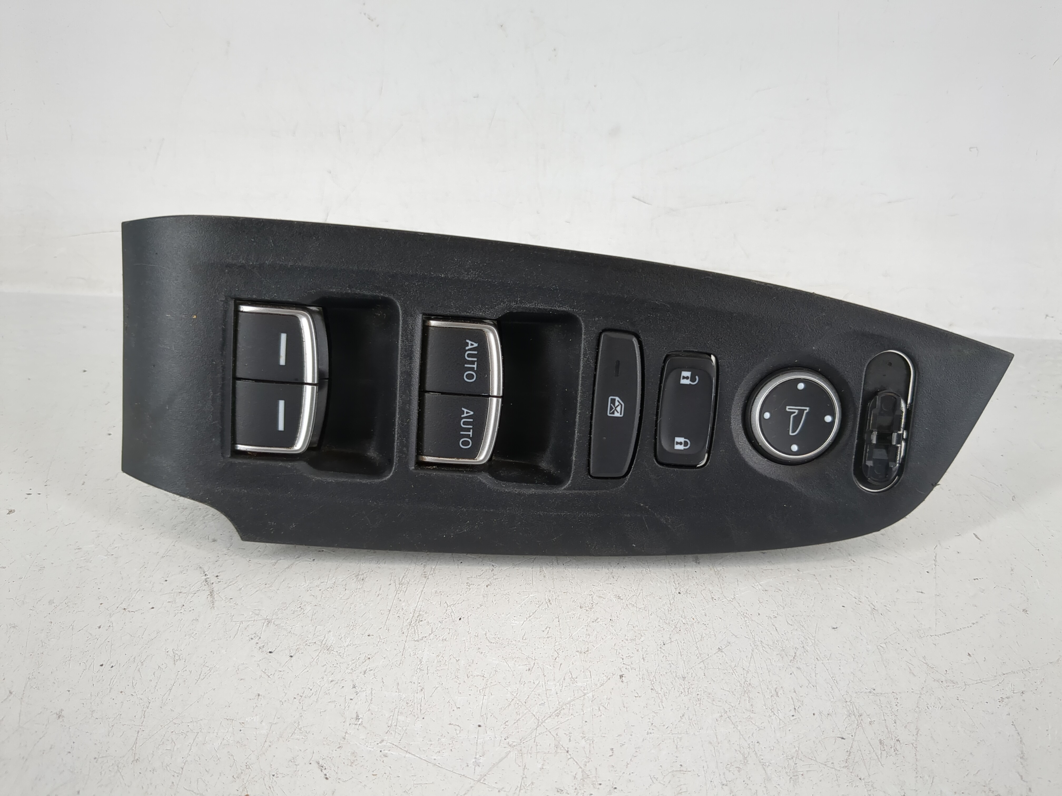 Picture of 2018-2022 Honda Accord Driver Left Door Master Power Window Switch 1159925