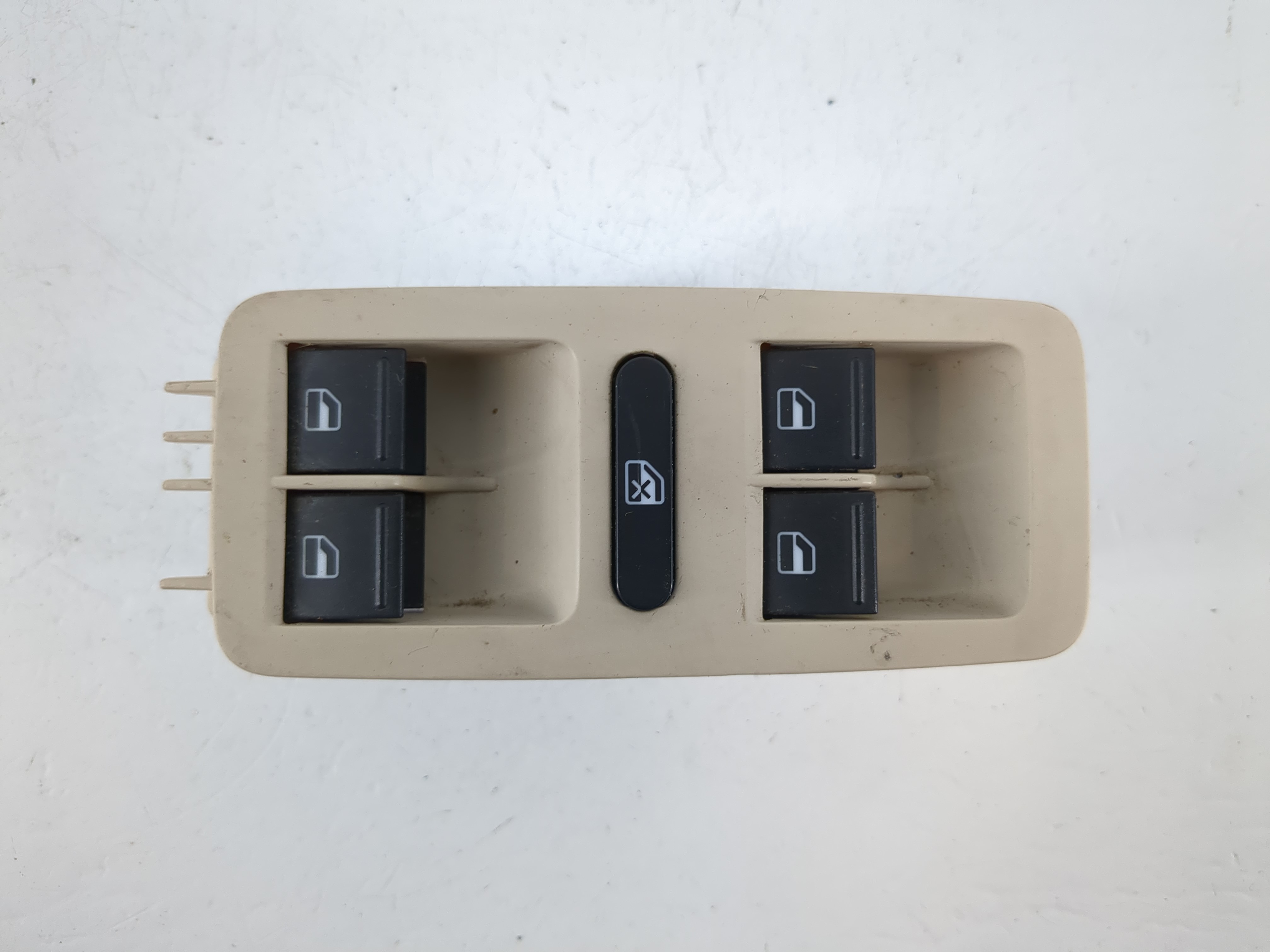 2012-2020 Volkswagen Passat Driver Left Door Master Power Window Switch 1159935 - Oemusedautoparts1.com