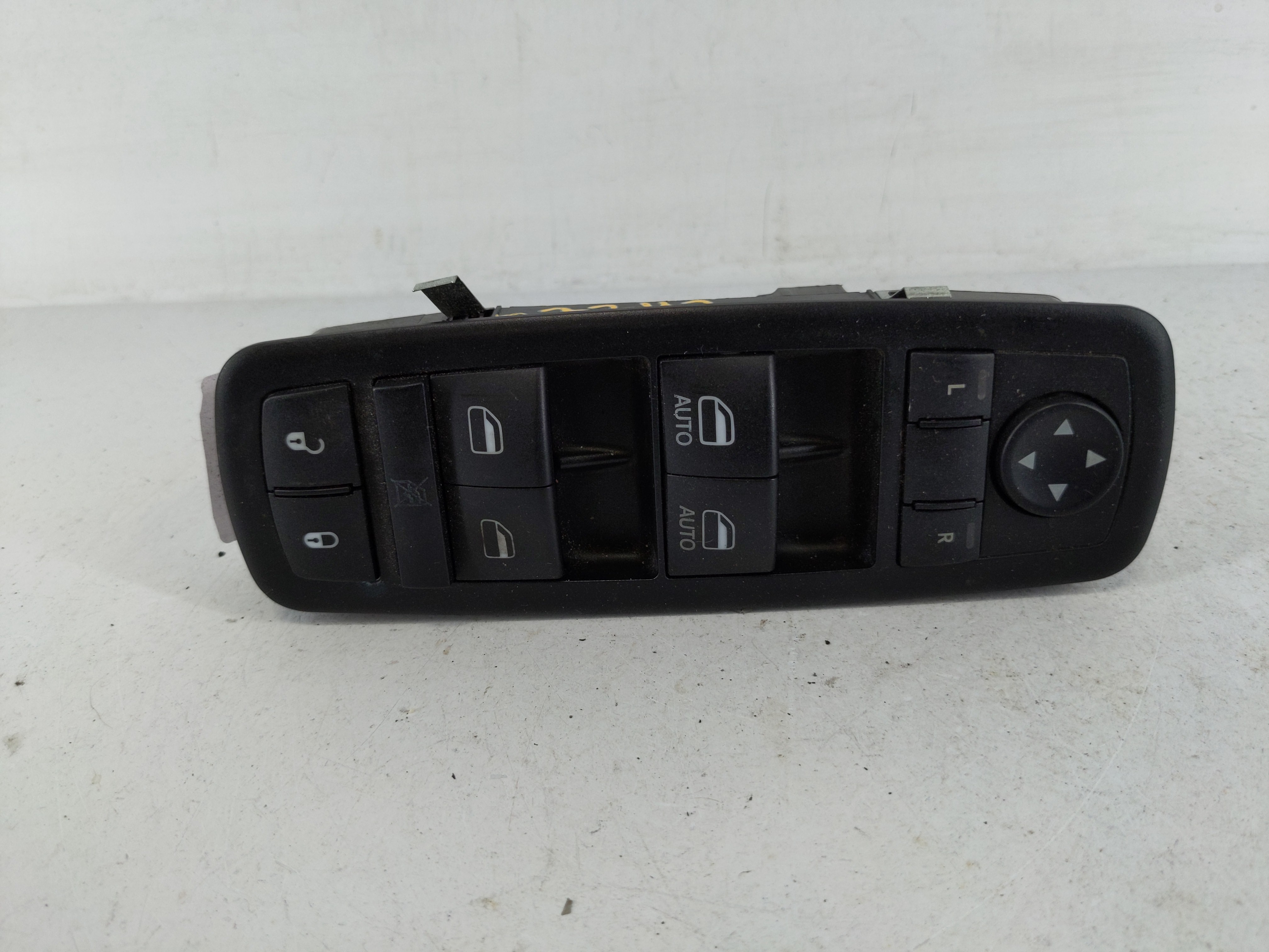 Dodge Caravan Driver Left Door Master Power Window Switch 1159949 - Oemusedautoparts1.com