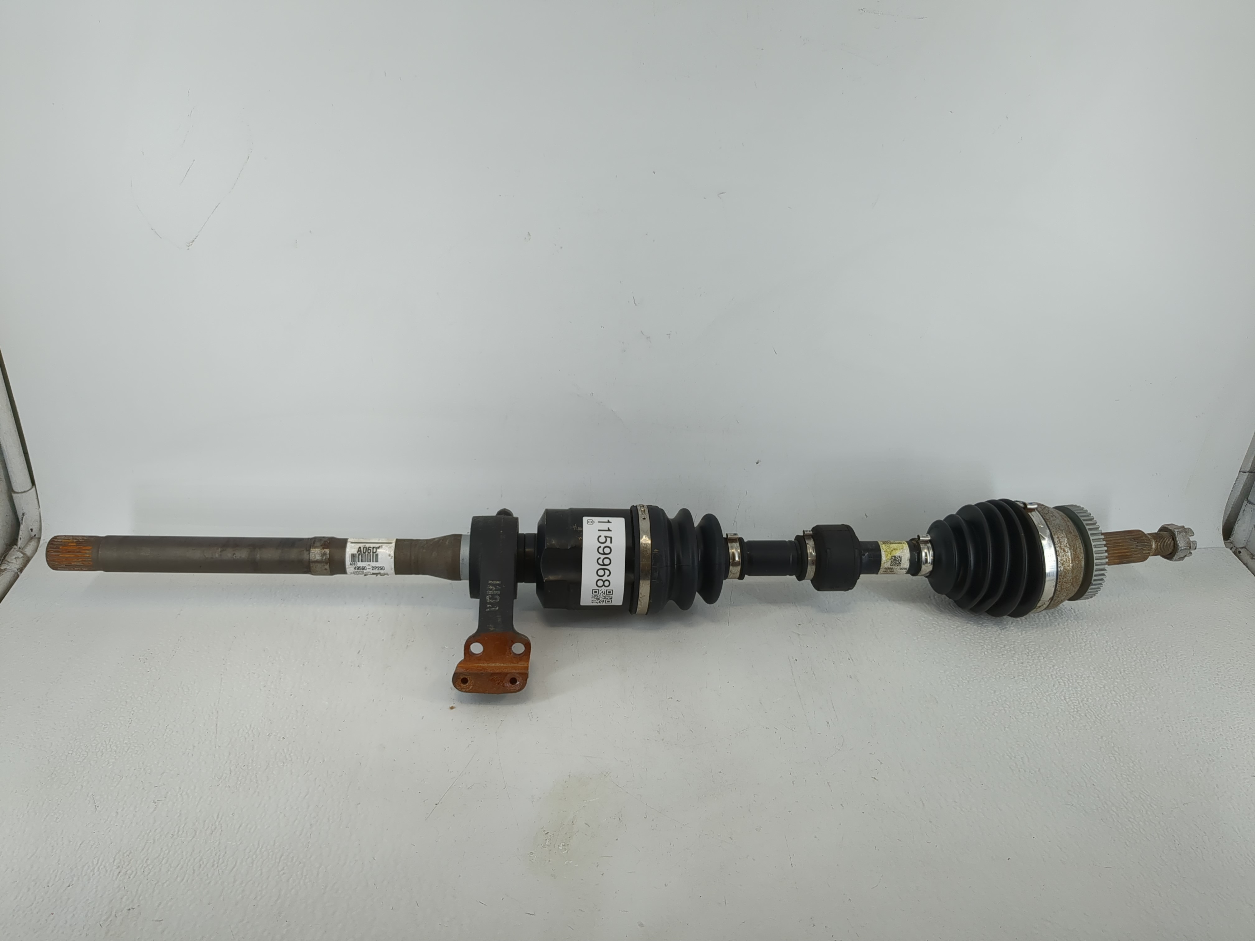 2011-2013 Kia Sorento Axle Shaft Front Driver Cv C/v 1159968 - Oemusedautoparts1.com