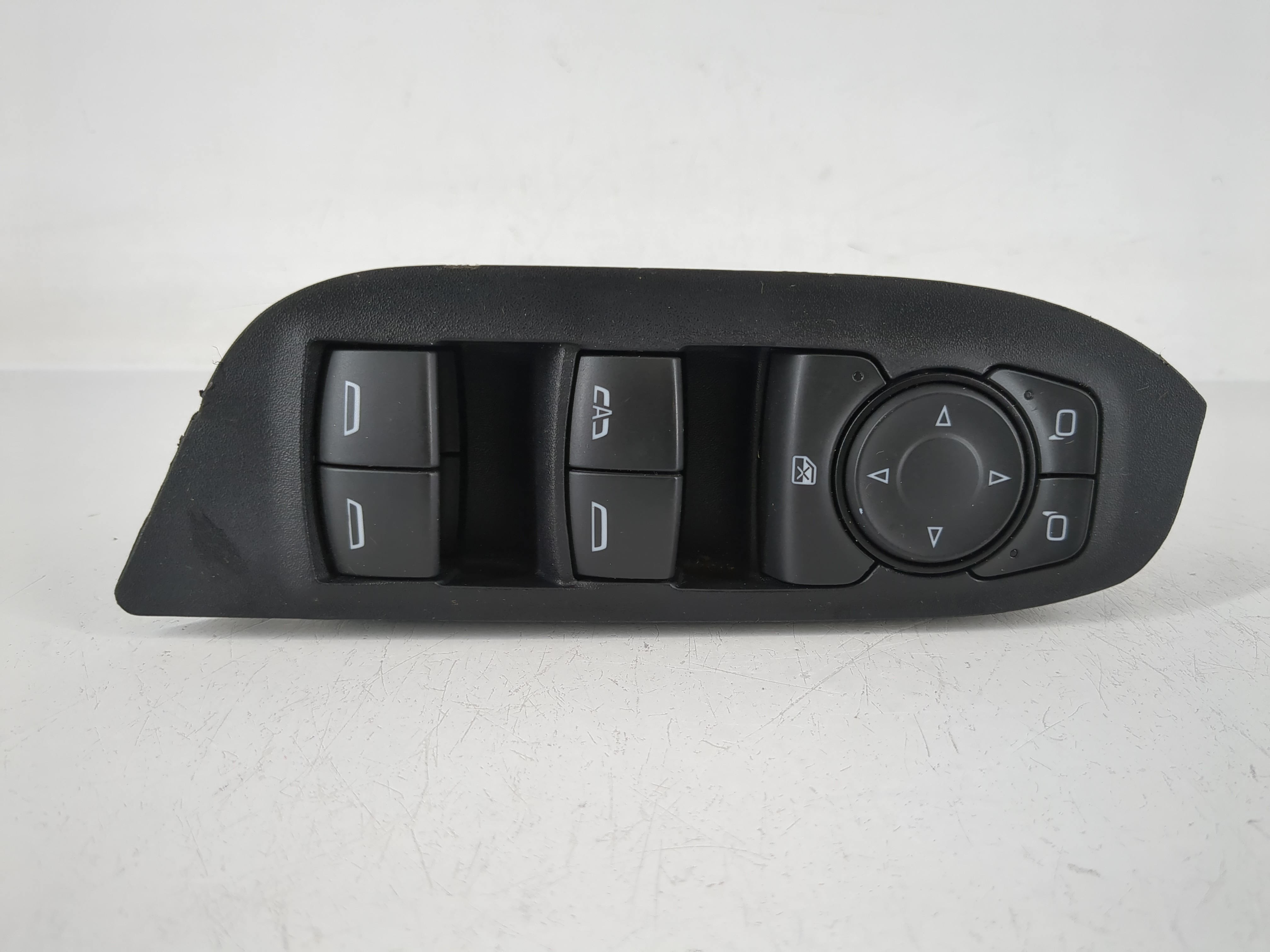 2018-2022 Chevrolet Equinox Driver Left Door Master Power Window Switch 1159998 - Oemusedautoparts1.com