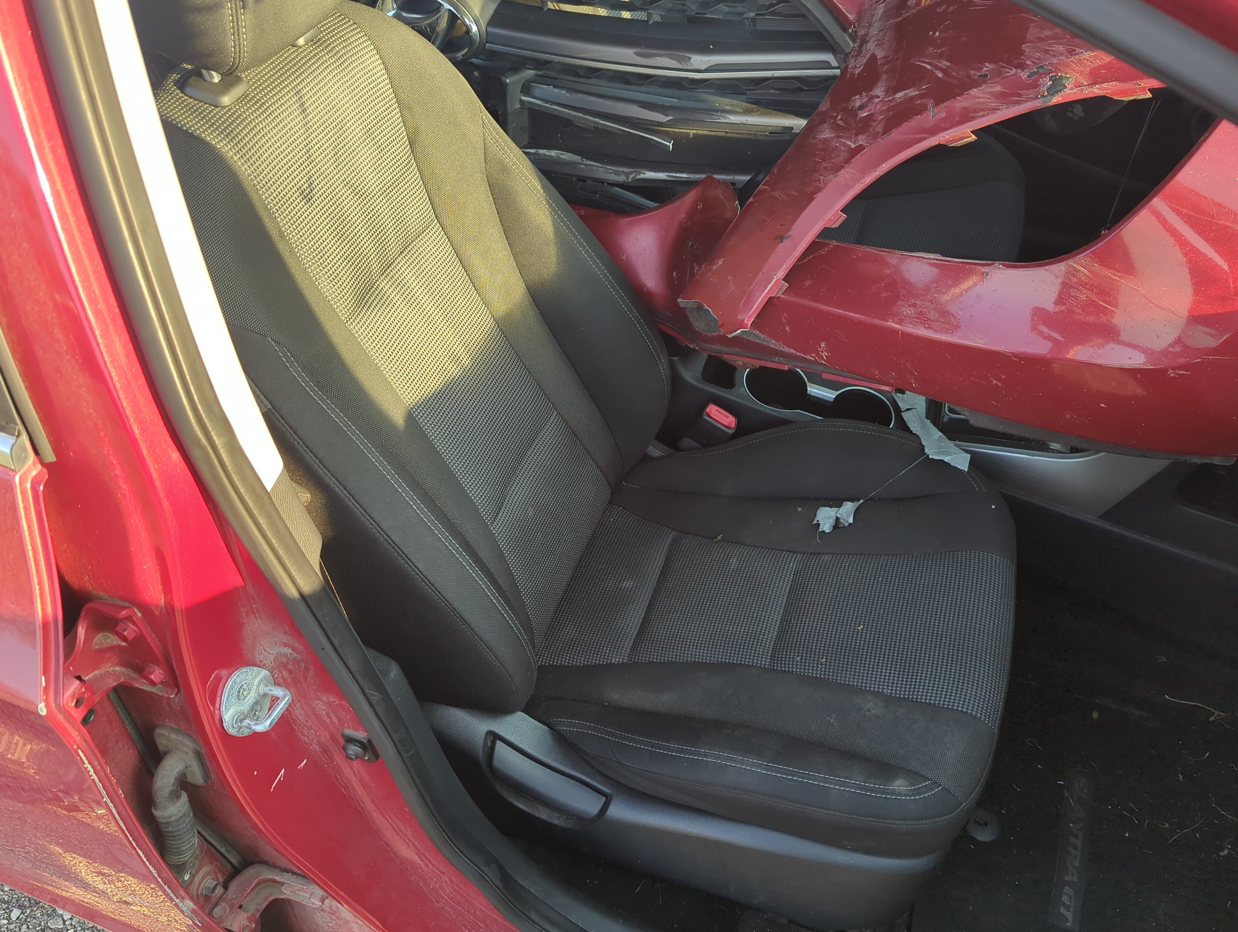 2013-2017 Hyundai Elantra Gt Passenger Front Seat Oem 1160144 - Oemusedautoparts1.com