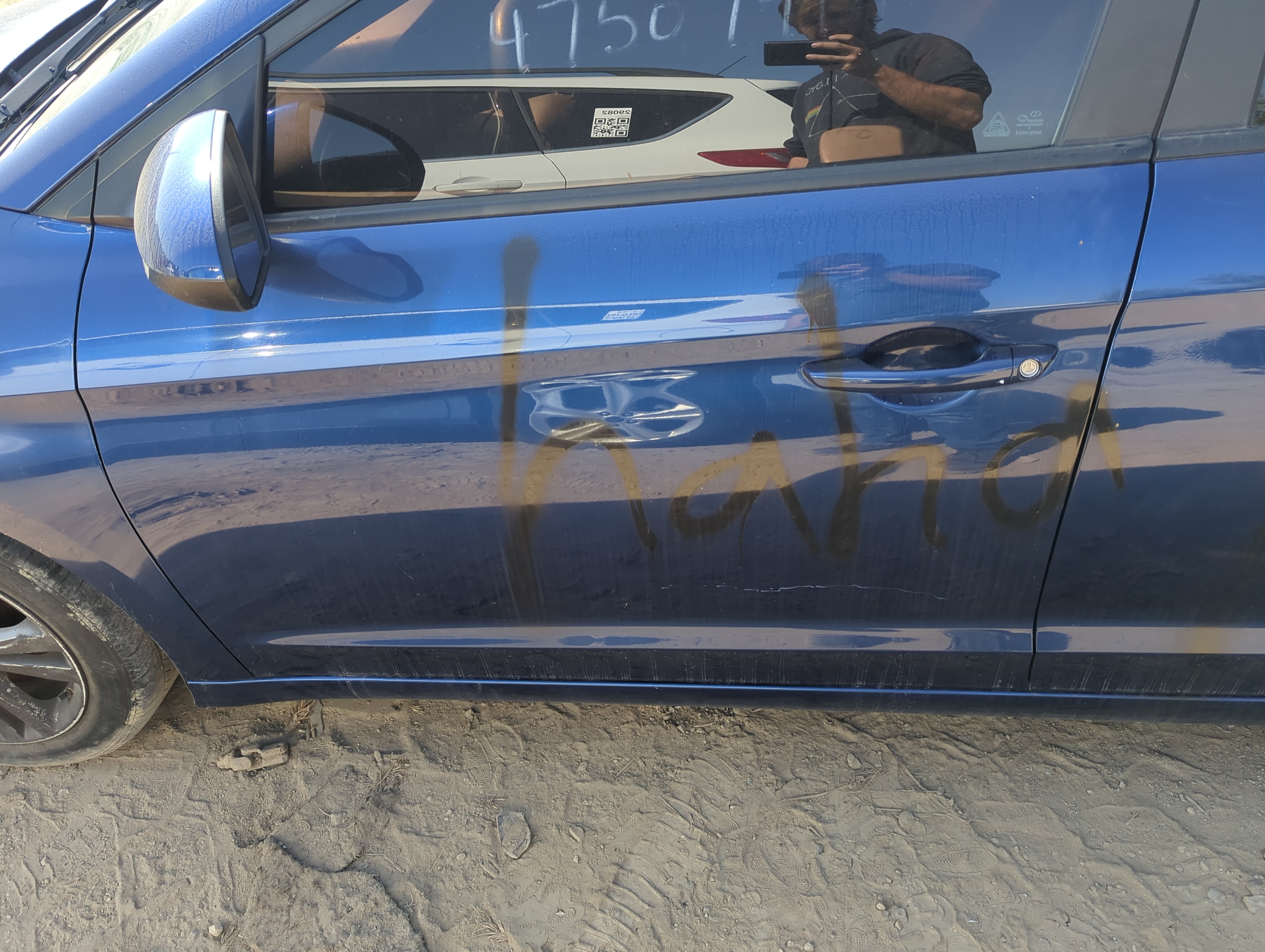 2017-2020 Hyundai Elantra Driver Front Door Oem 1160551 - Oemusedautoparts1.com