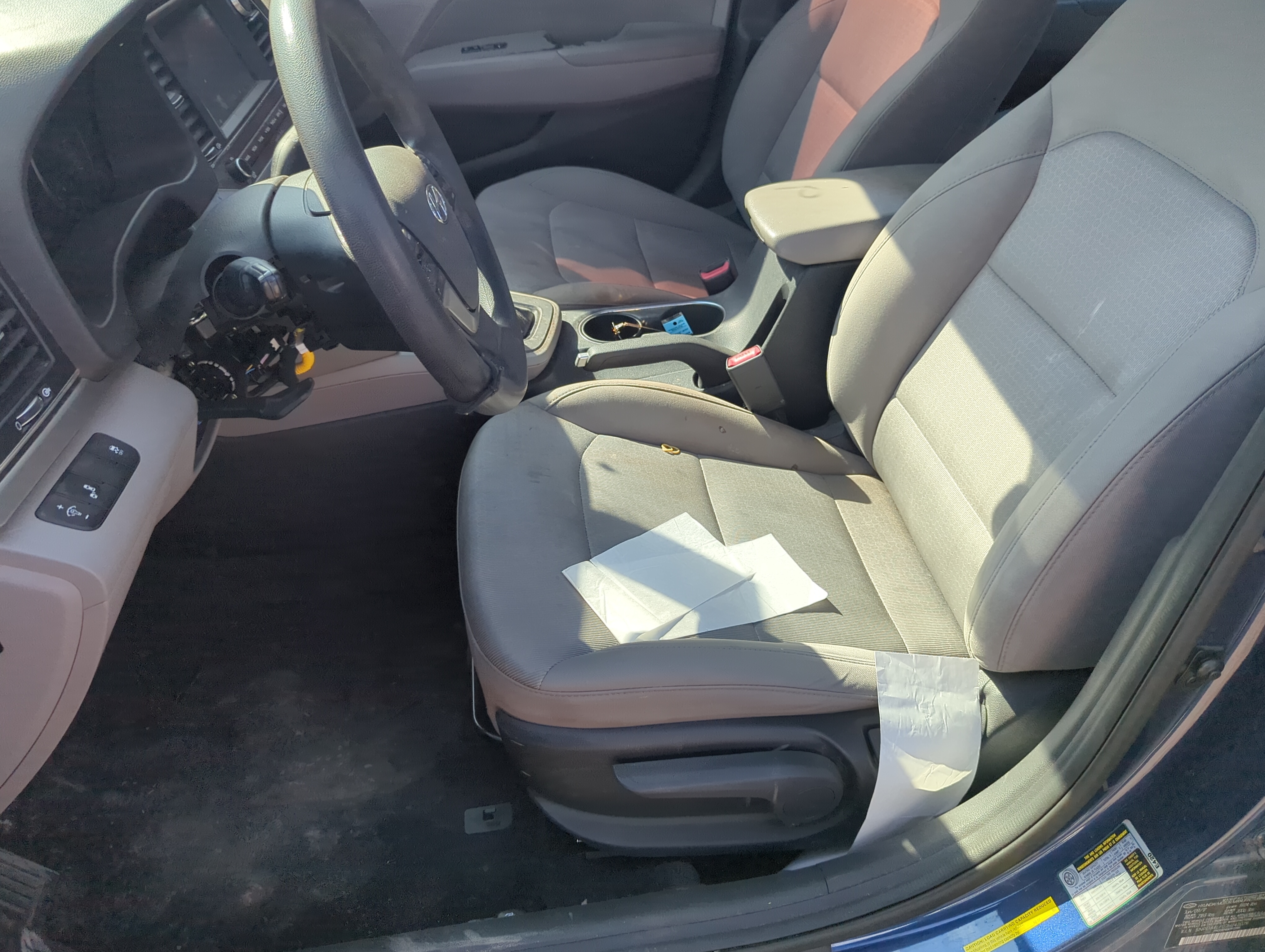 Picture of 2017-2018 Hyundai Elantra Driver Front Seat Oem 1160593