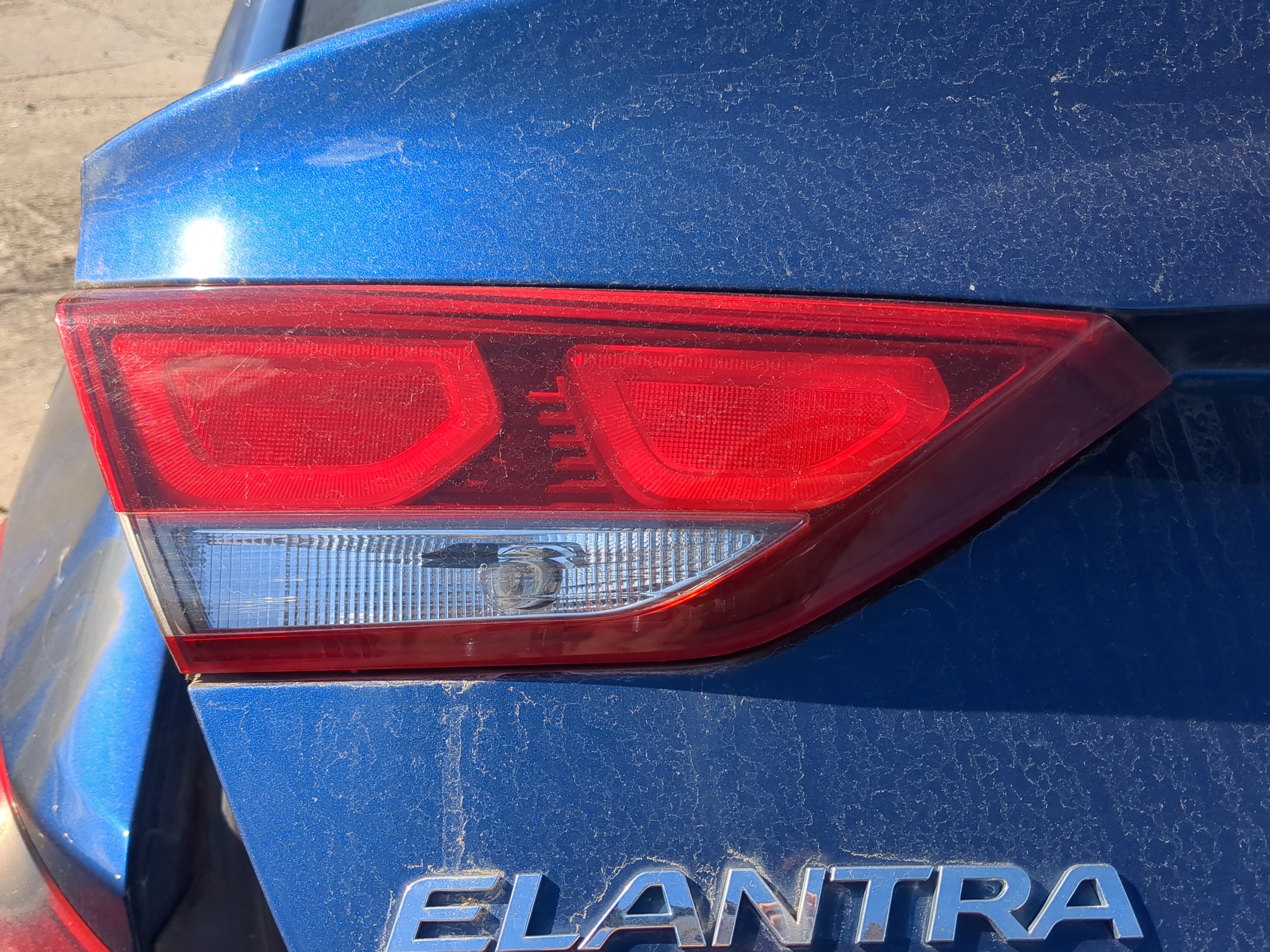 Tail Lights 2018 HYUNDAI ELANTRA - Oemusedautoparts1.com