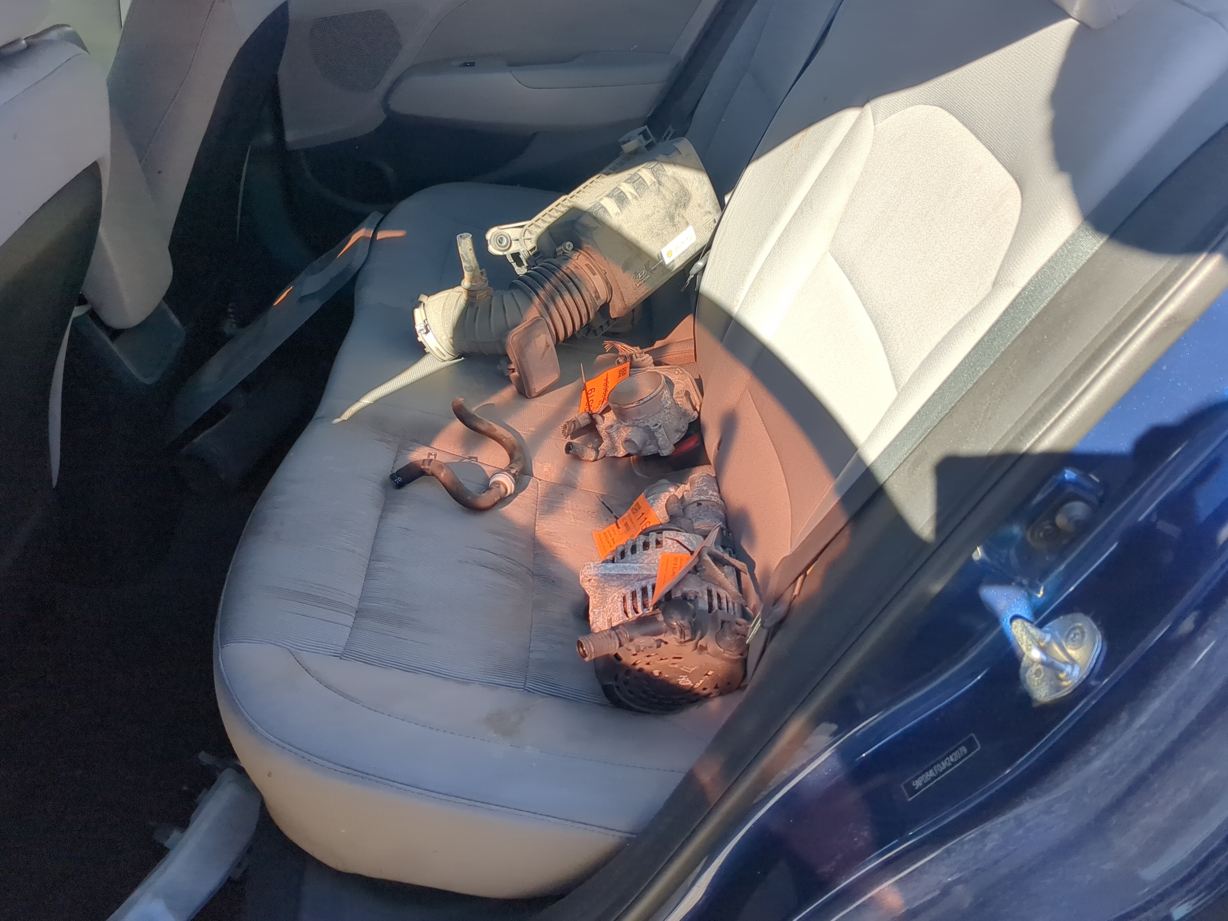 Picture of 2018 Hyundai Elantra Rear Seat Oem 1160637