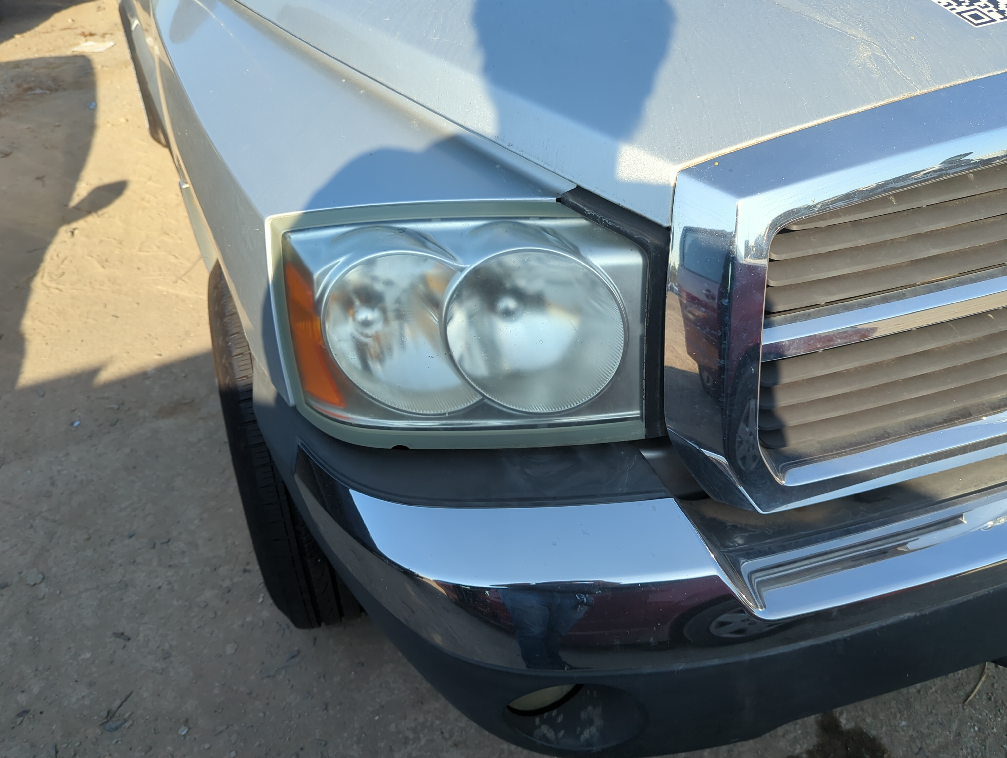 Picture of 2005-2006 Dodge Dakota Passenger Right Oem Head Light Headlight Lamp 1160812