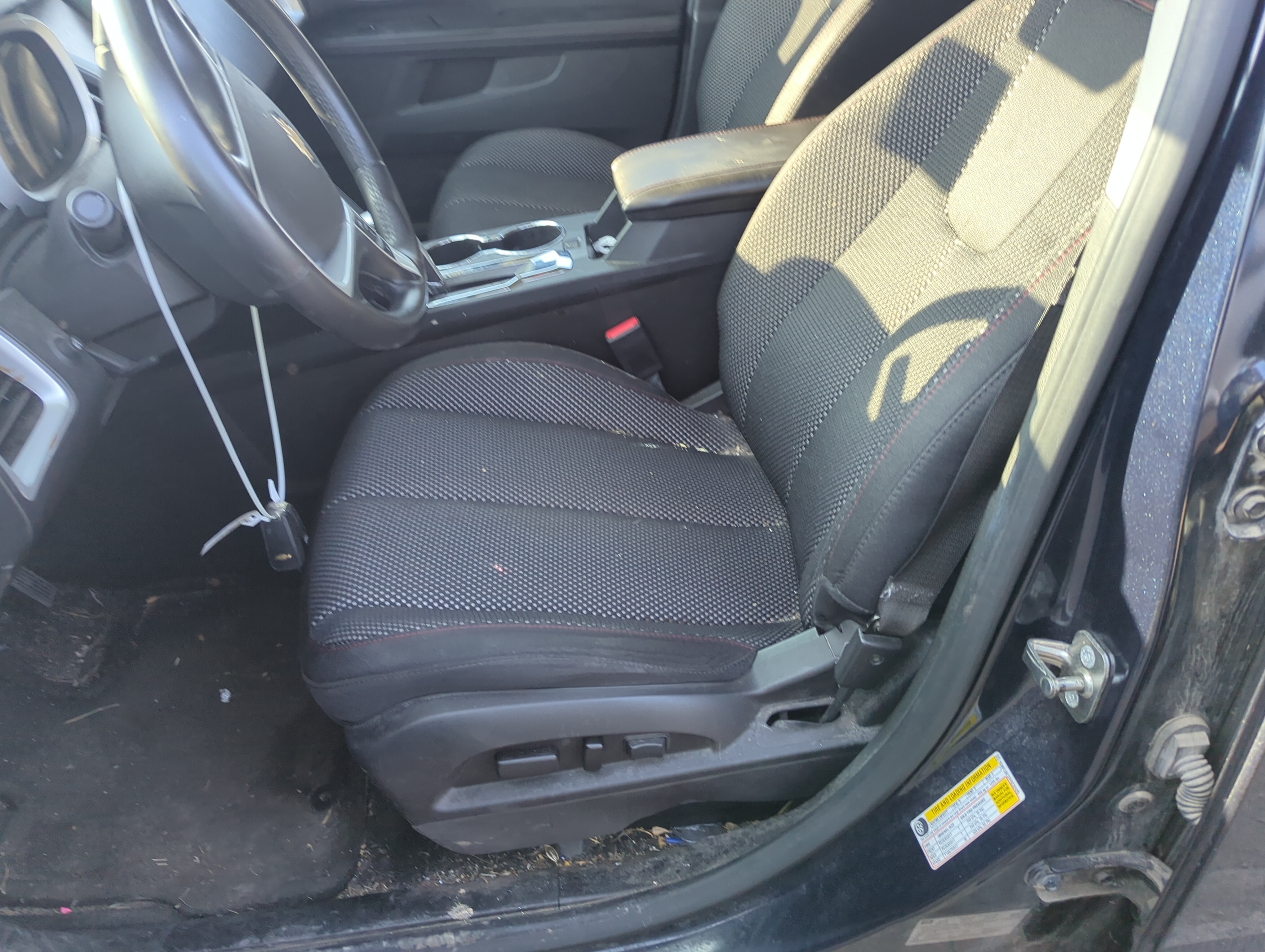 2014-2017 Chevrolet Equinox Driver Front Seat Oem 1160854 - Oemusedautoparts1.com