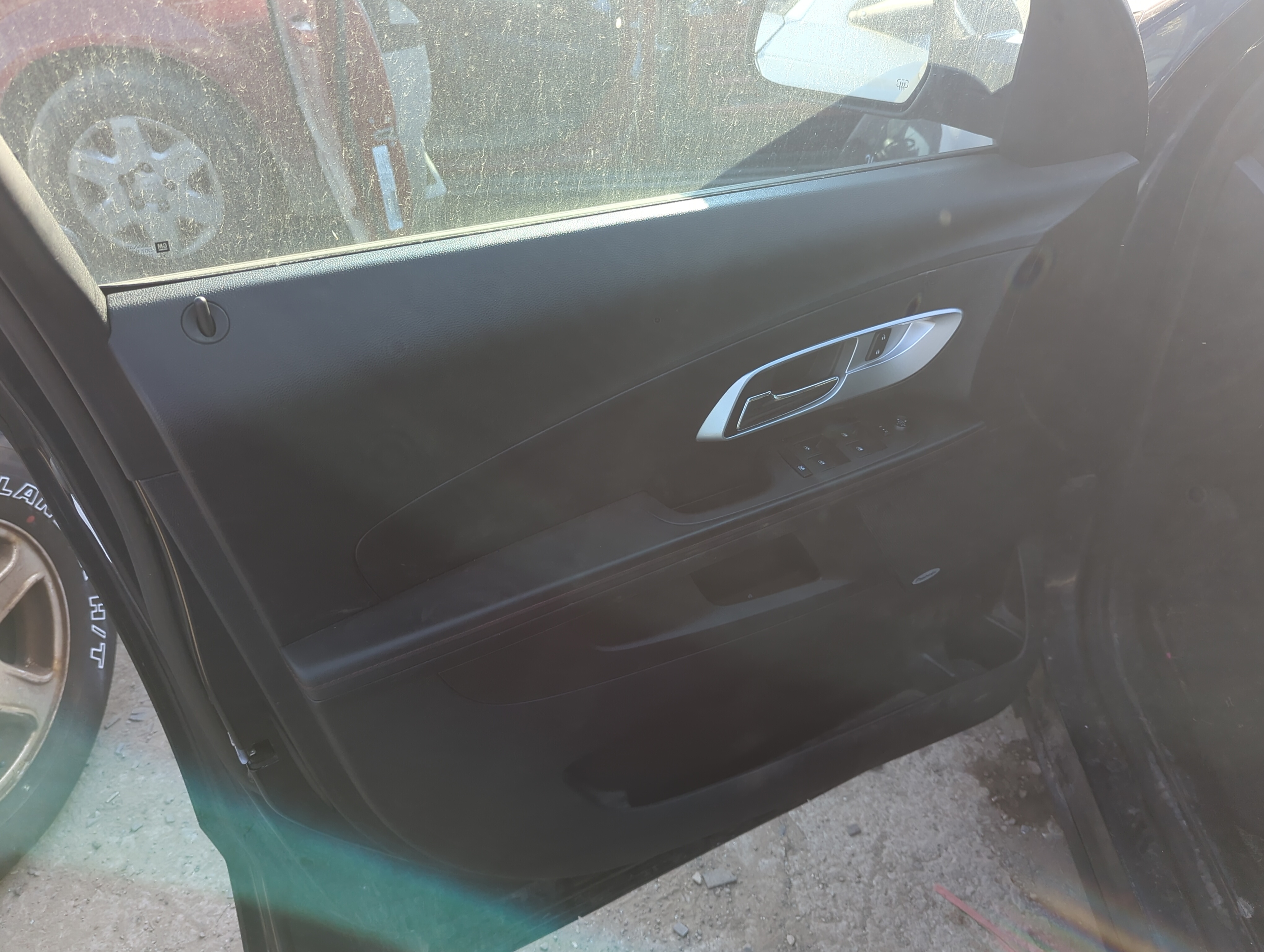 Picture of 2015 Chevrolet Equinox Front Left Driver Interior Door Panel Trim 1160970