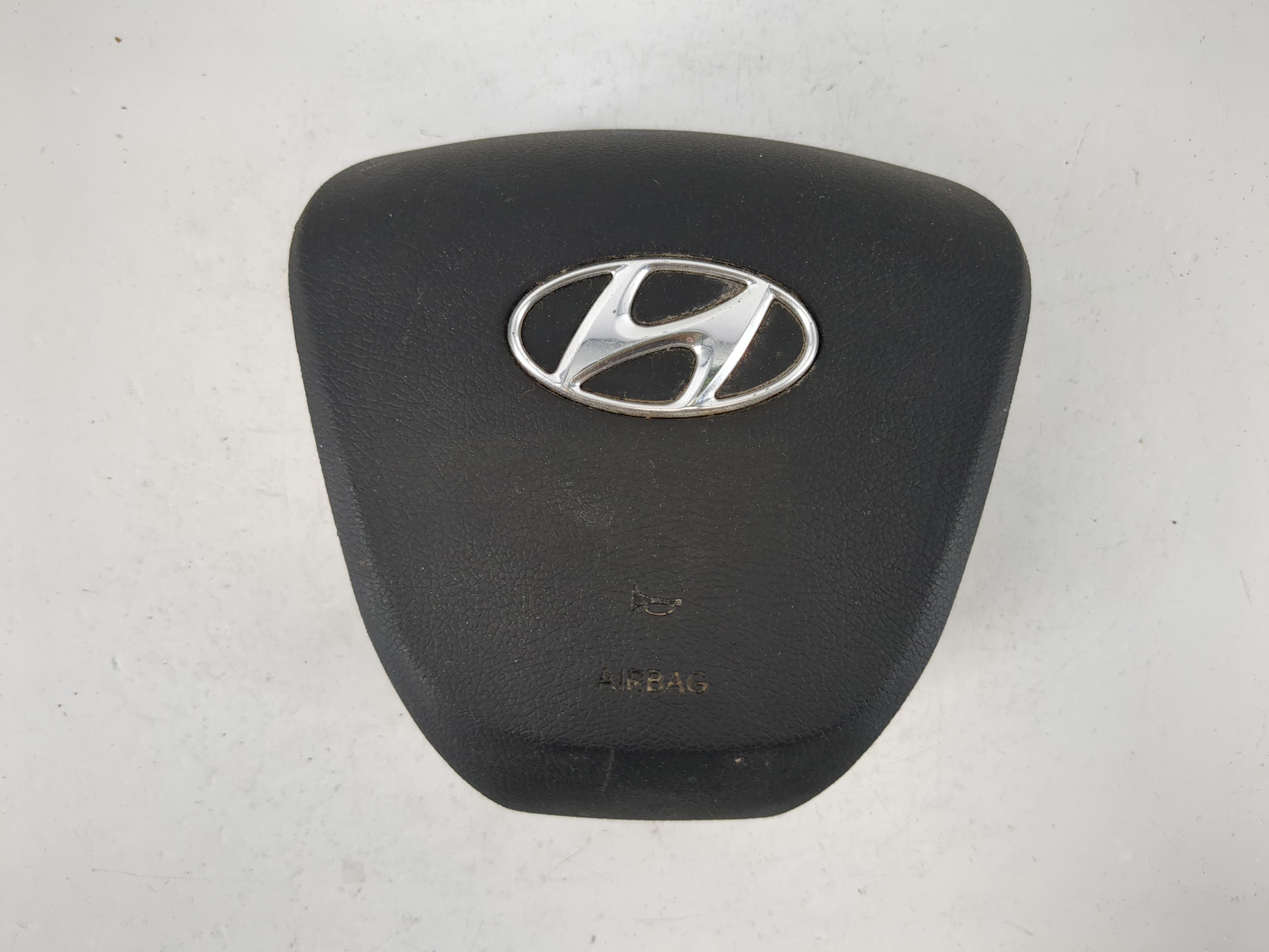 2012-2017 Hyundai Accent Air Bag Driver Left Steering Wheel Mounted 1161009 - Oemusedautoparts1.com