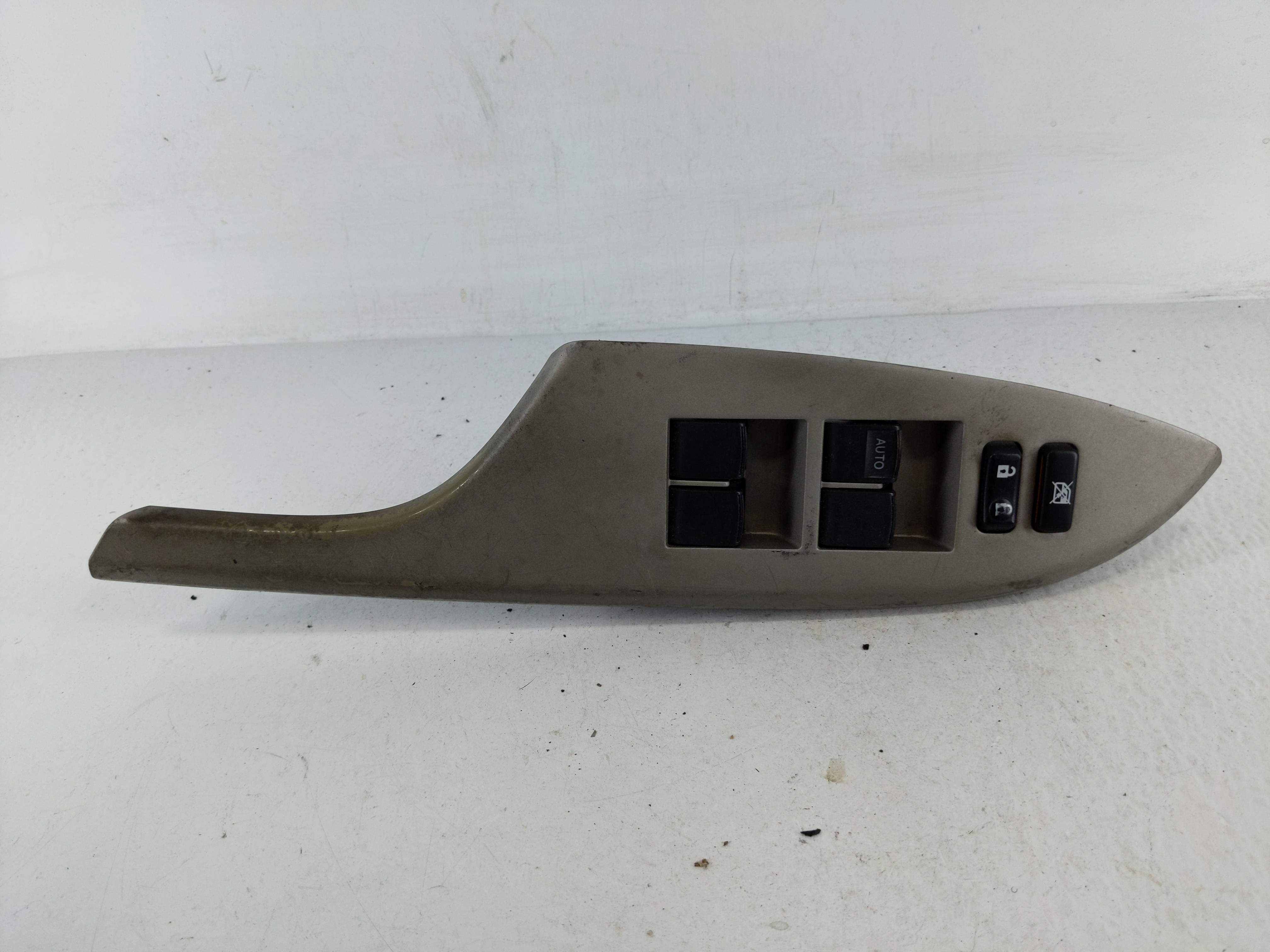 2009-2013 Toyota Corolla Driver Left Door Master Power Window Switch 1161057 - Oemusedautoparts1.com