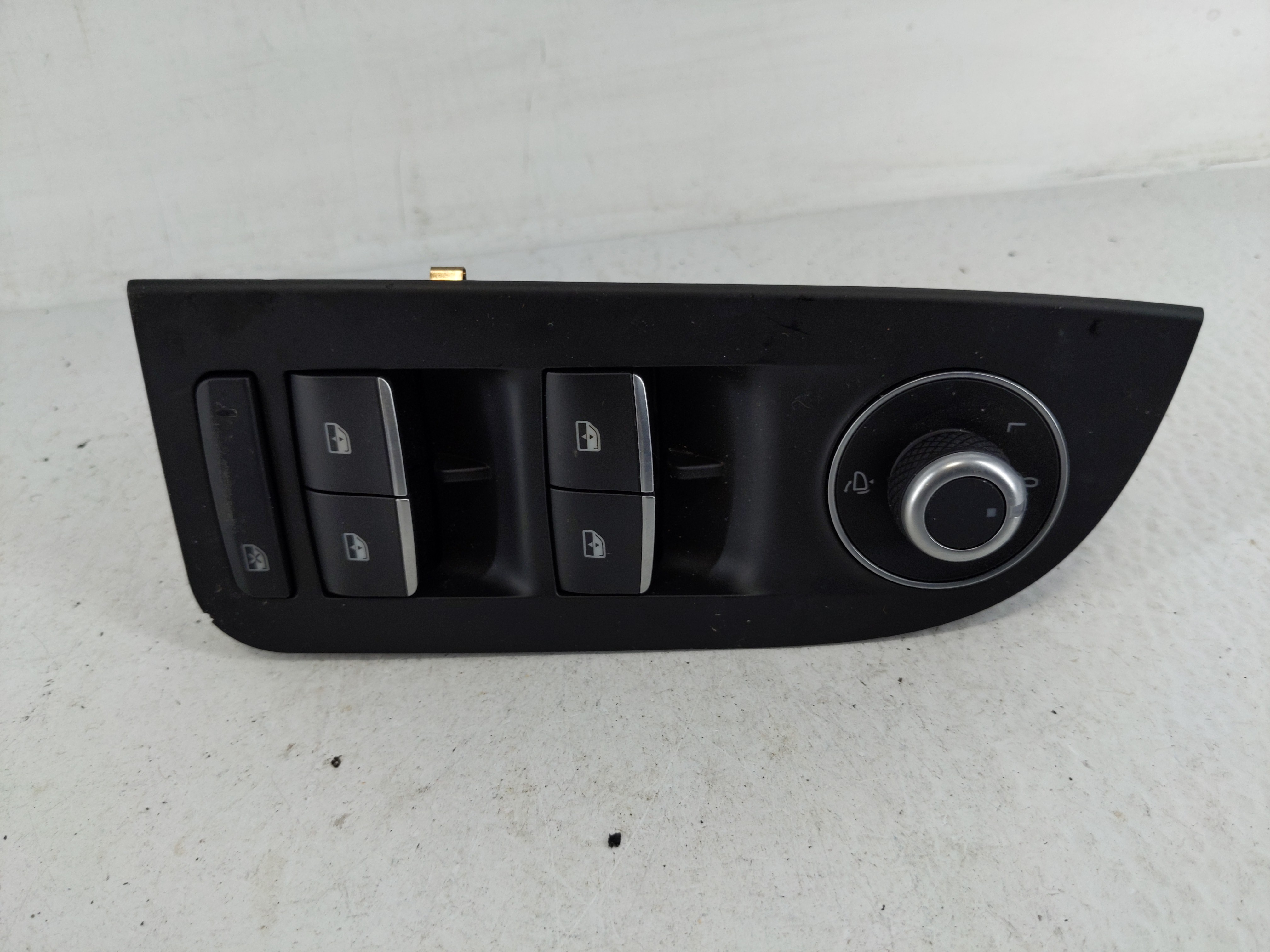 2024 Alfa Romeo Giulia Driver Left Door Master Power Window Switch 1161065 - Oemusedautoparts1.com