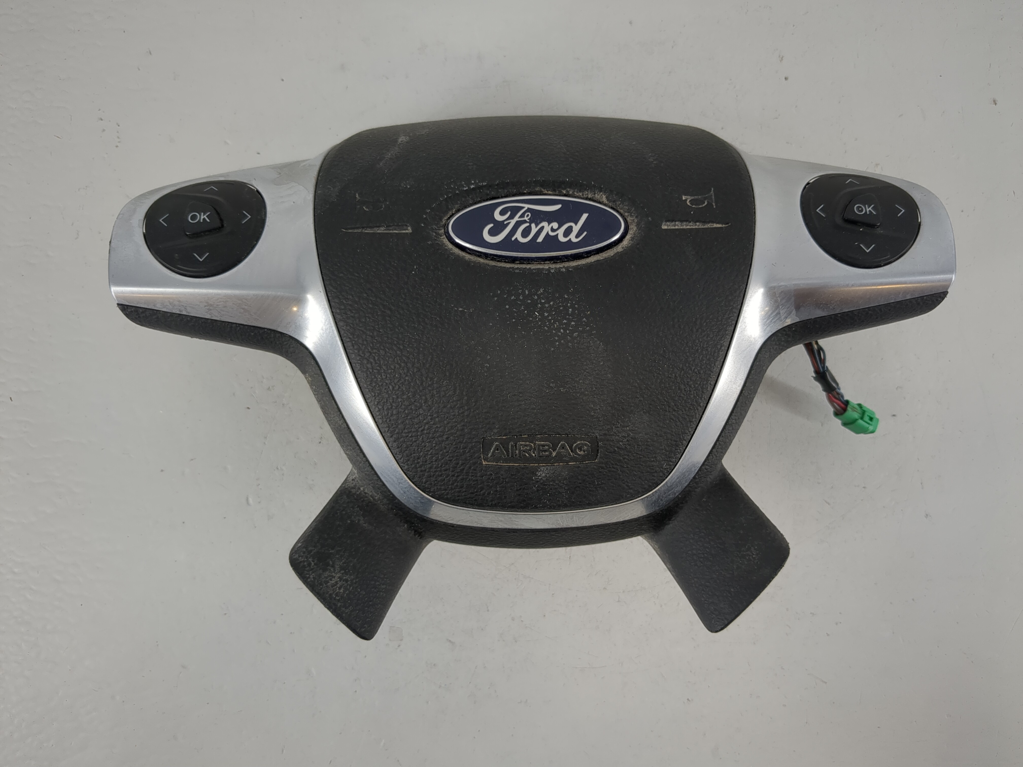 2012-2018 Ford Focus Air Bag Driver Left Steering Wheel Mounted 1161449 - Oemusedautoparts1.com