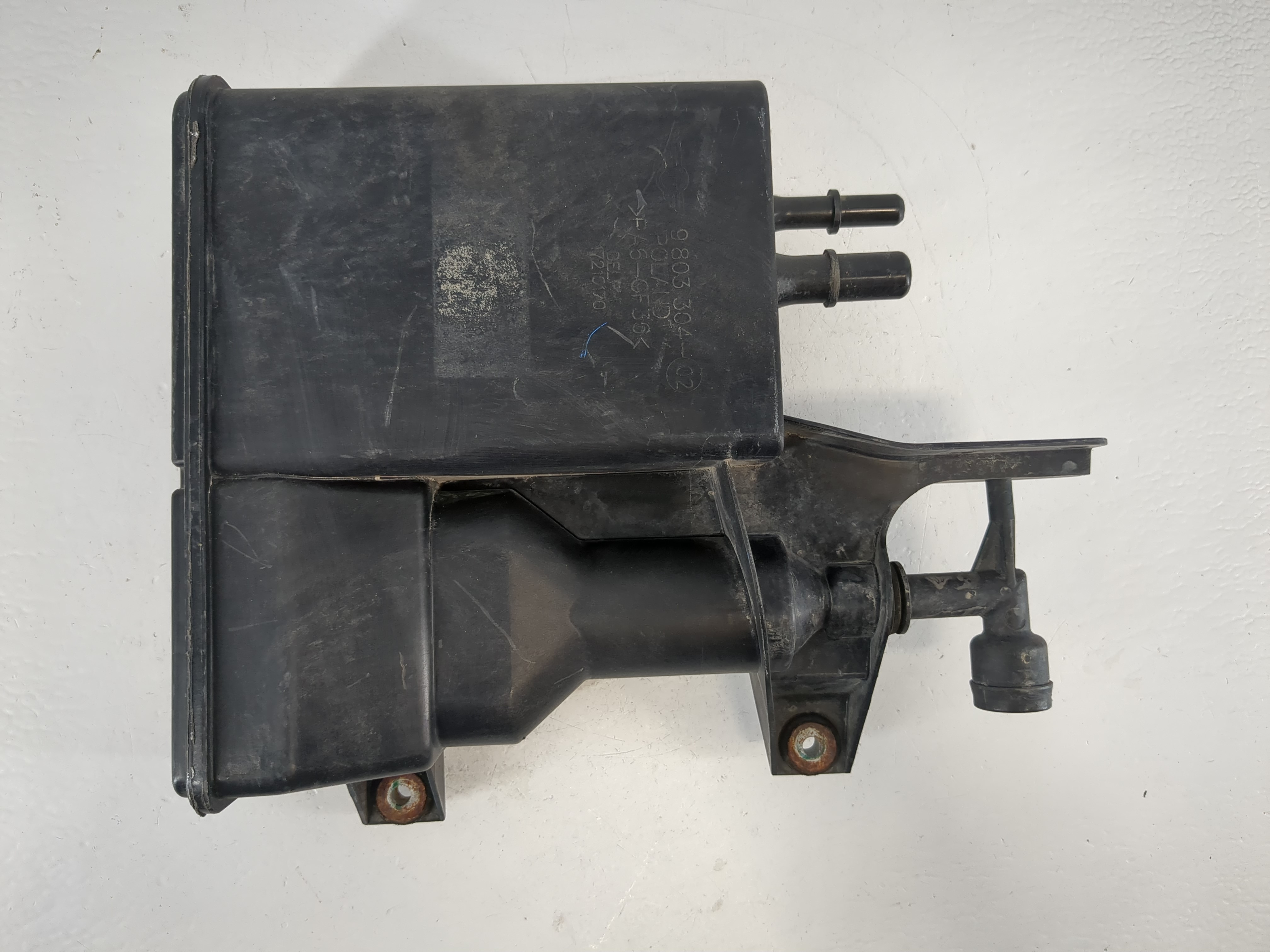 2015 Mini Cooper Countryman Fuel Vapor Charcoal Canister 1161638 - Oemusedautoparts1.com