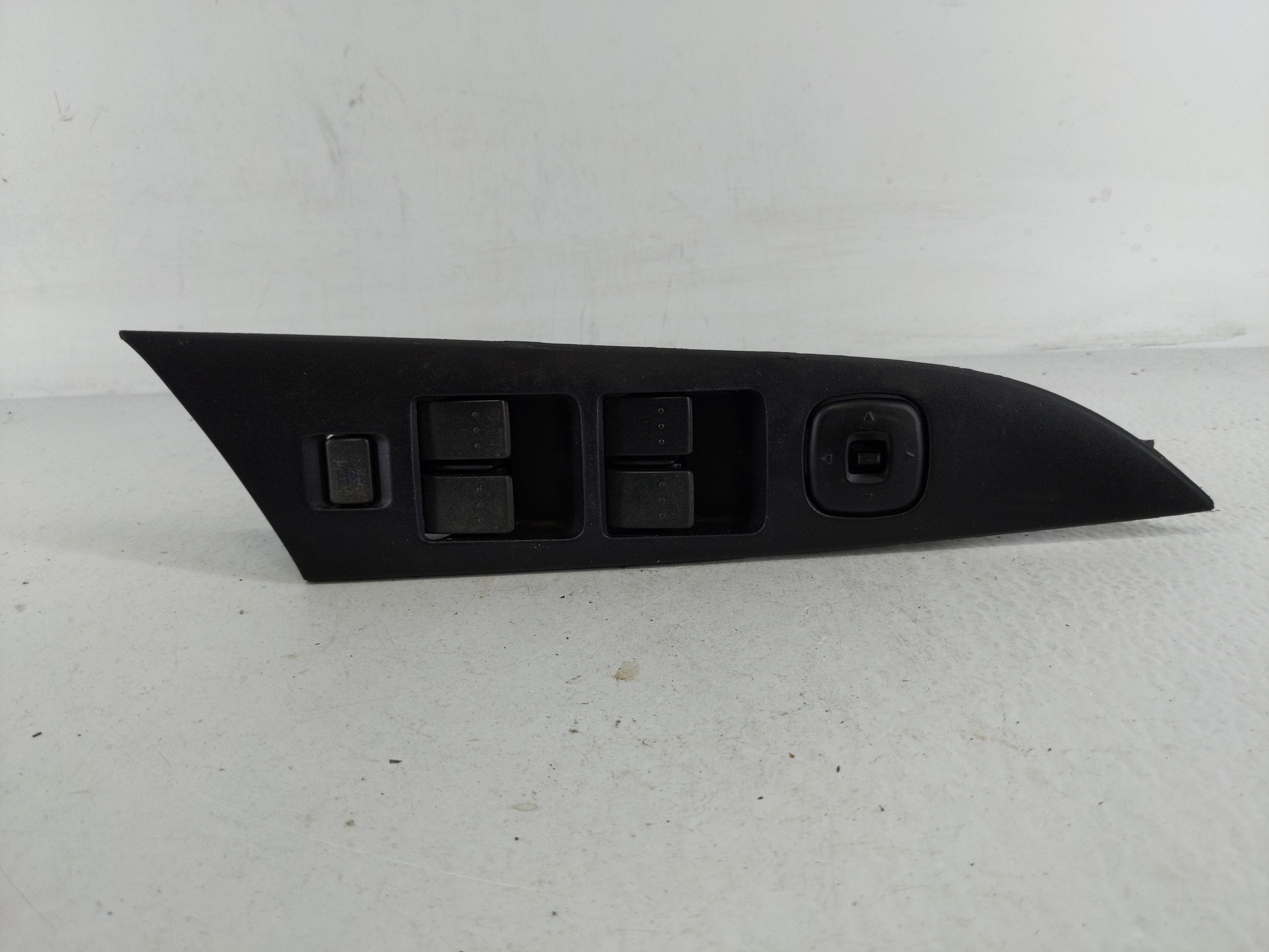 2004-2009 Mazda 3 Driver Left Door Master Power Window Switch 1161815 - Oemusedautoparts1.com