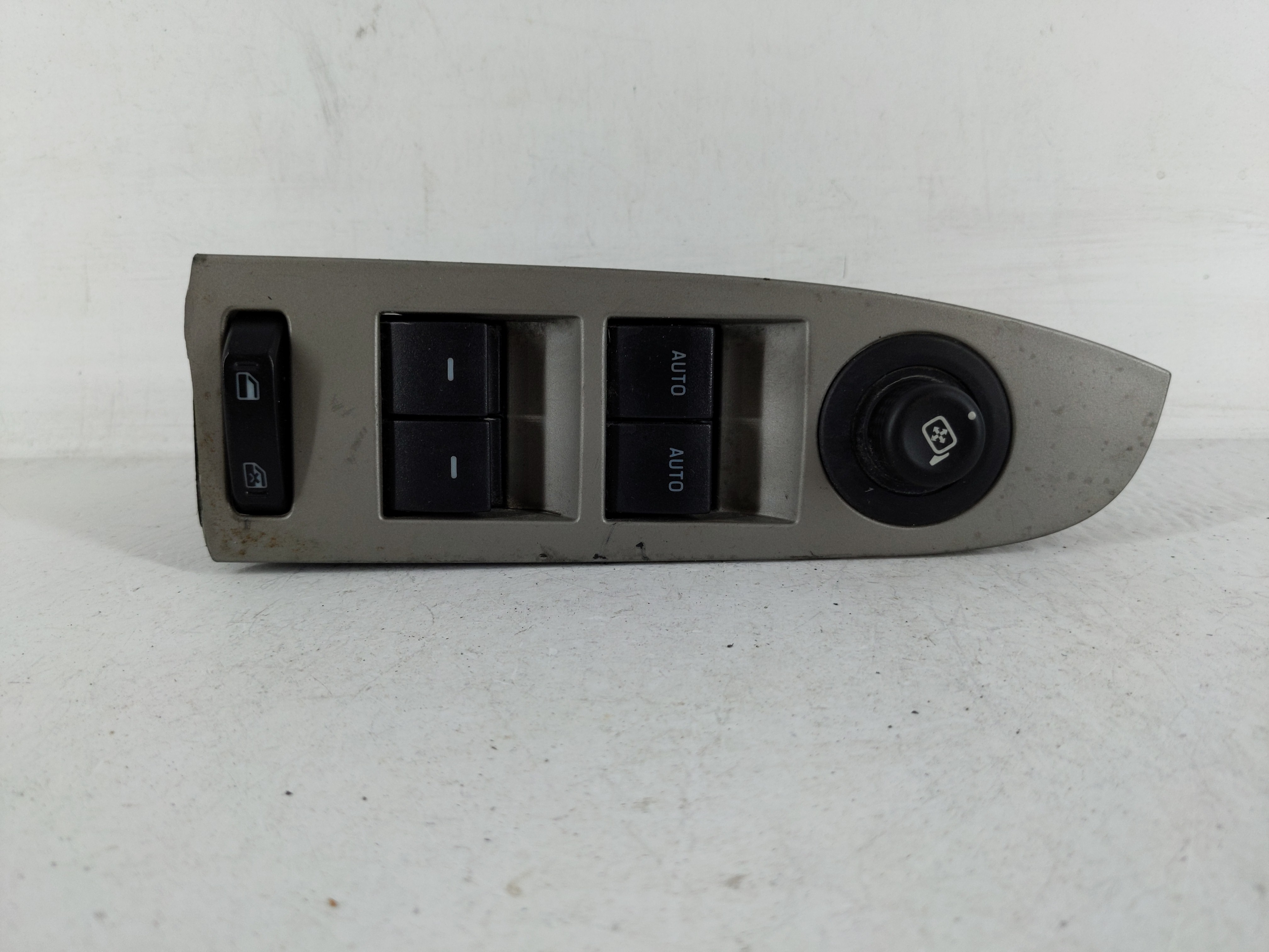 2010-2012 Ford Fusion Driver Left Door Master Power Window Switch 1161822 - Oemusedautoparts1.com
